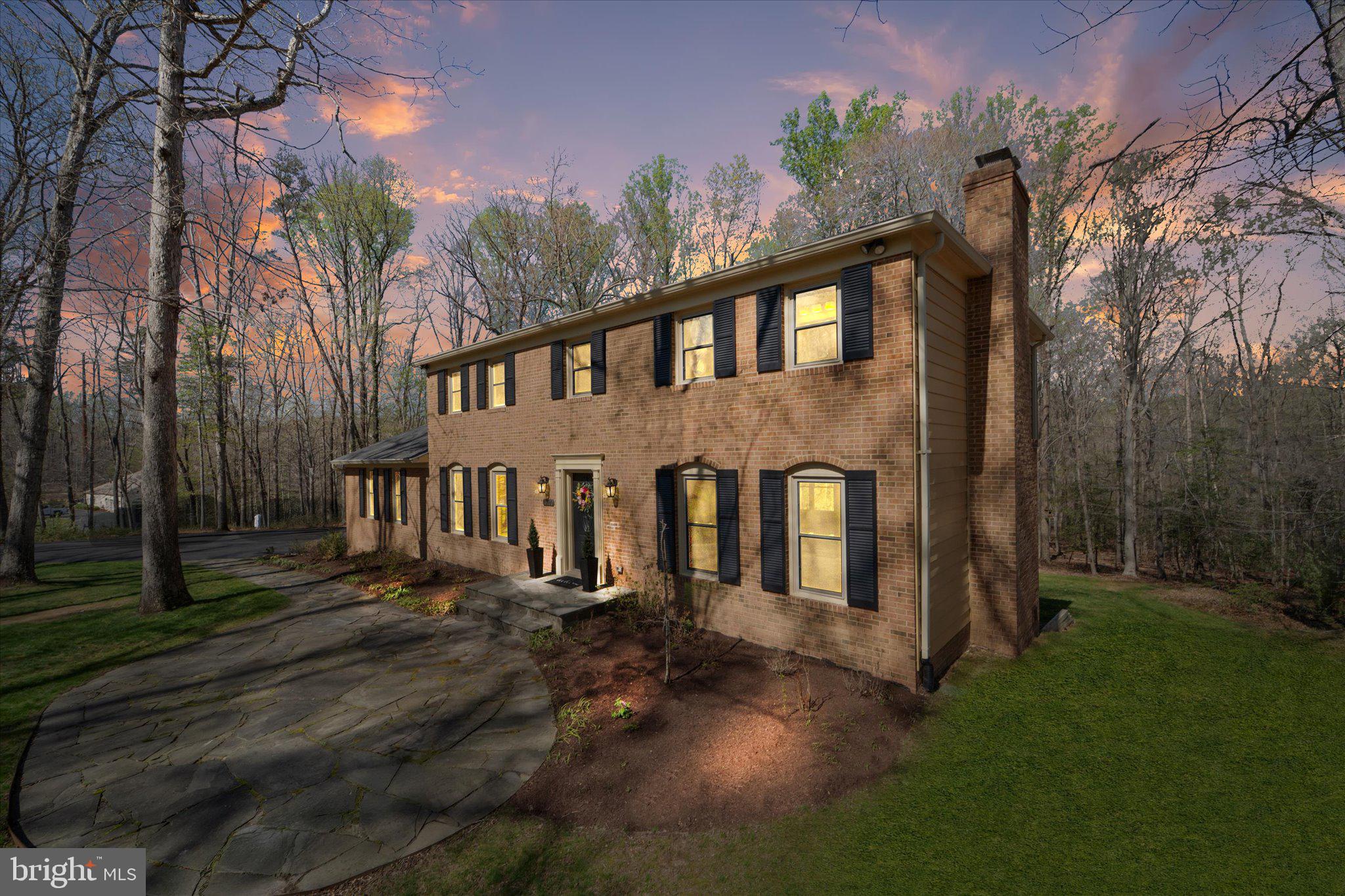 SHADOWALK - Residential