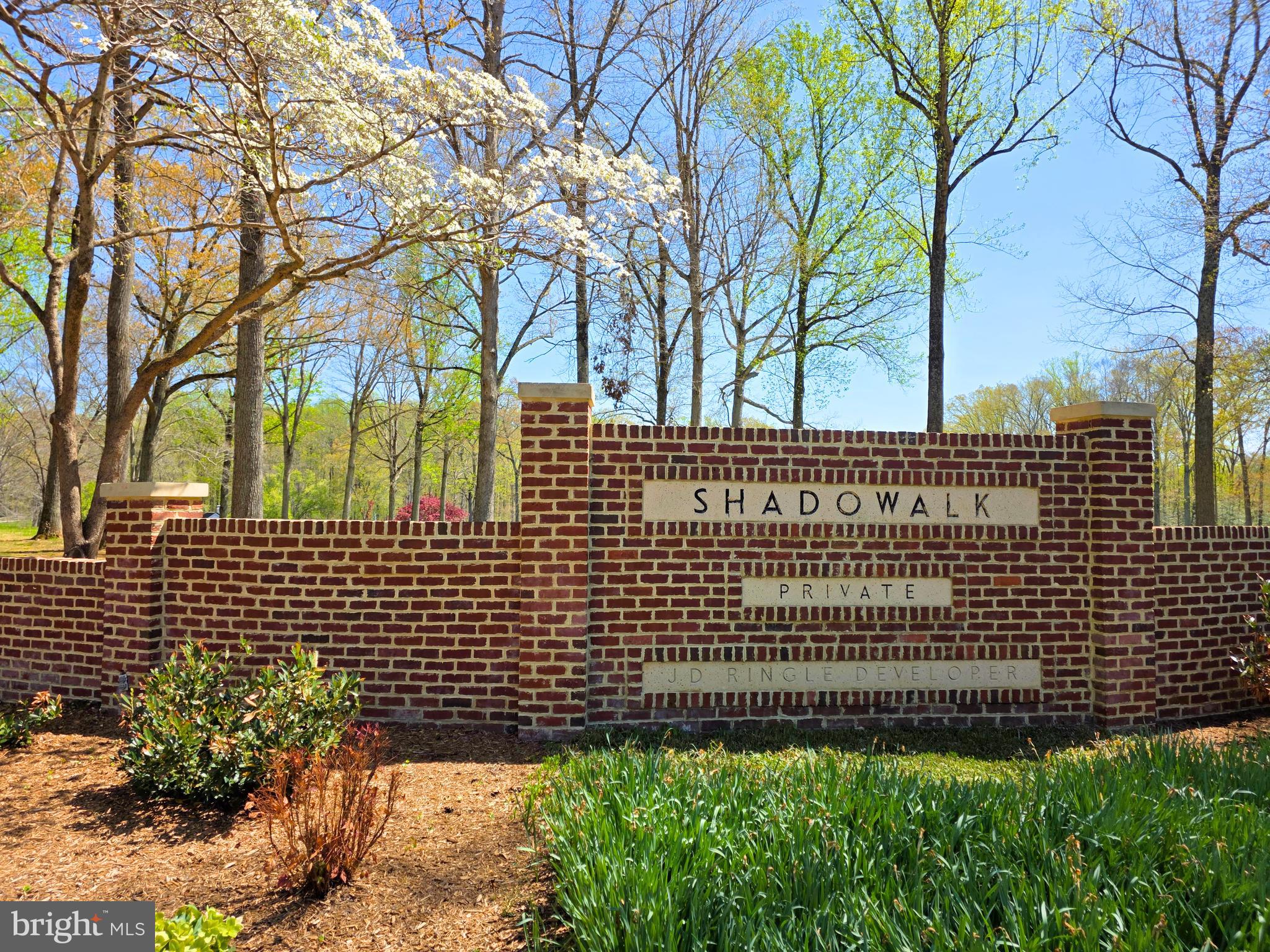 SHADOWALK - Residential