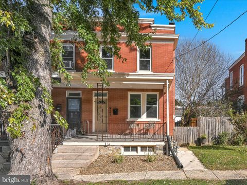 Photo of 923 Edgewood Avenue, LANCASTER, PA 17603 (MLS # PALA2078552) Photo of 923 Edgewood Avenue, LANCASTER, PA 17603 (MLS # PALA2078552)