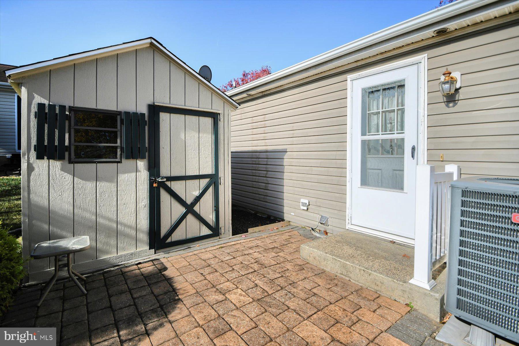 NESHAMINY FALLS - Residential