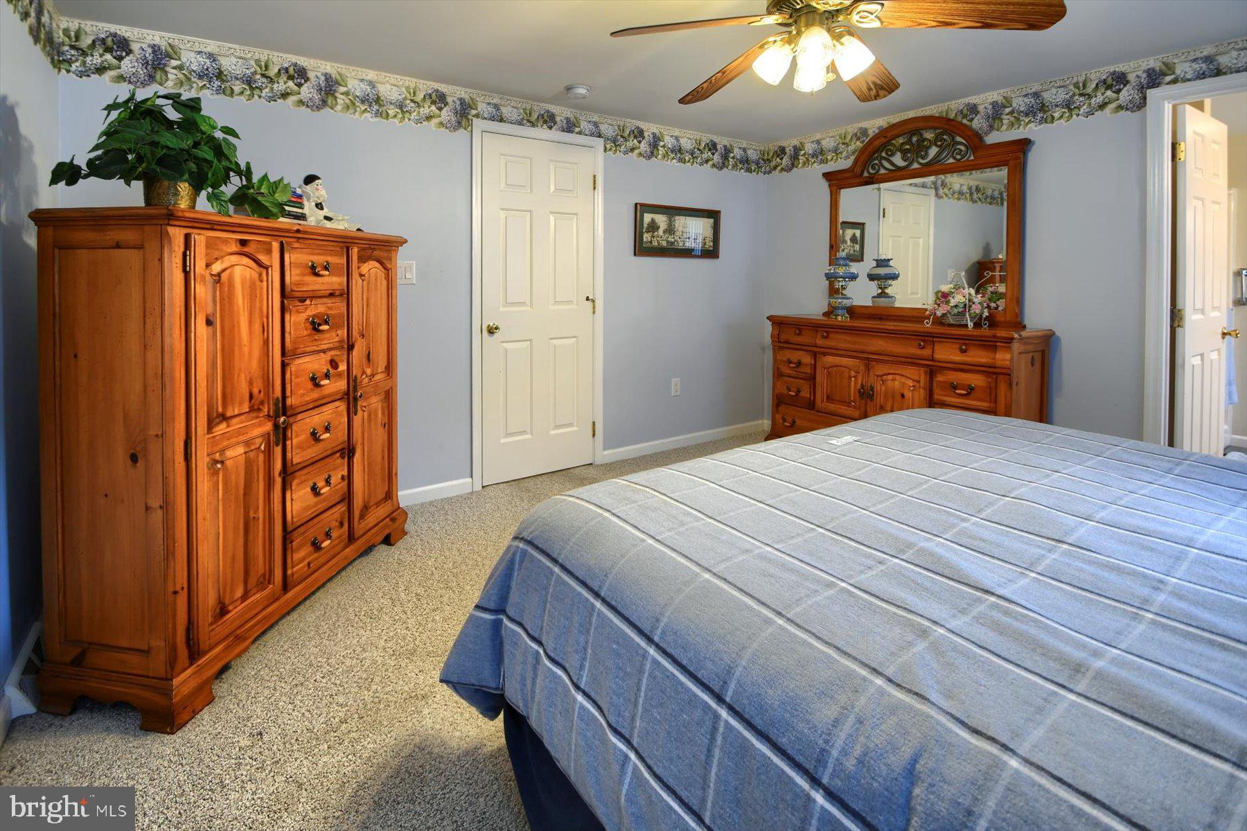 NESHAMINY FALLS - Residential