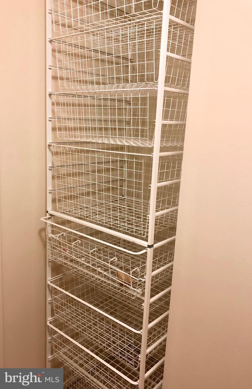 ENCORE OF MCLEAN - Residential Lease