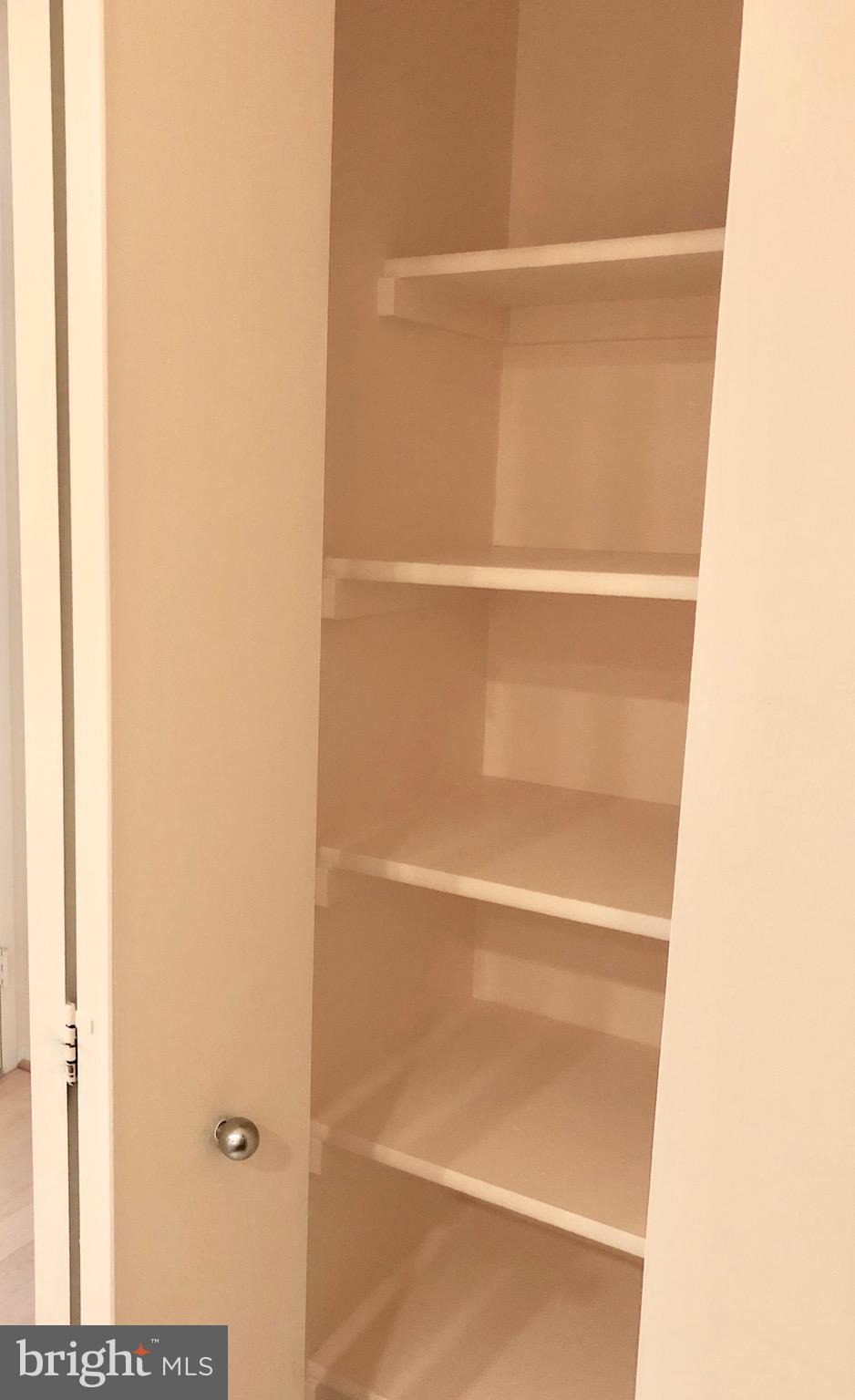 ENCORE OF MCLEAN - Residential Lease