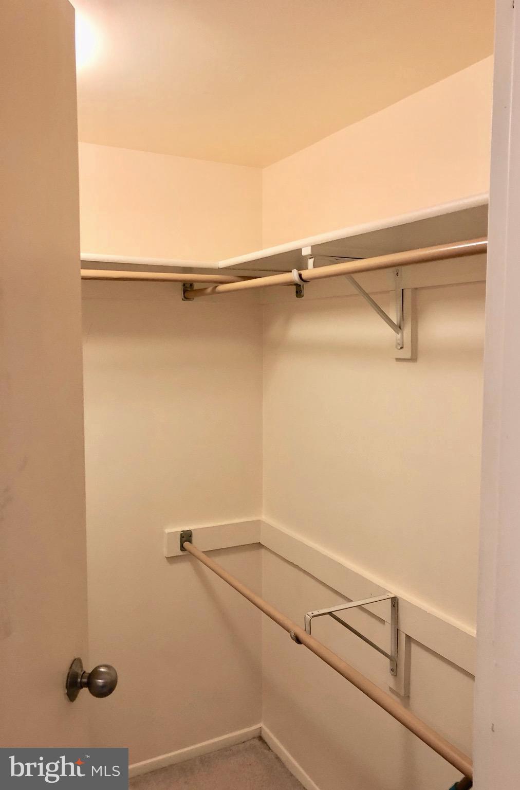 ENCORE OF MCLEAN - Residential Lease