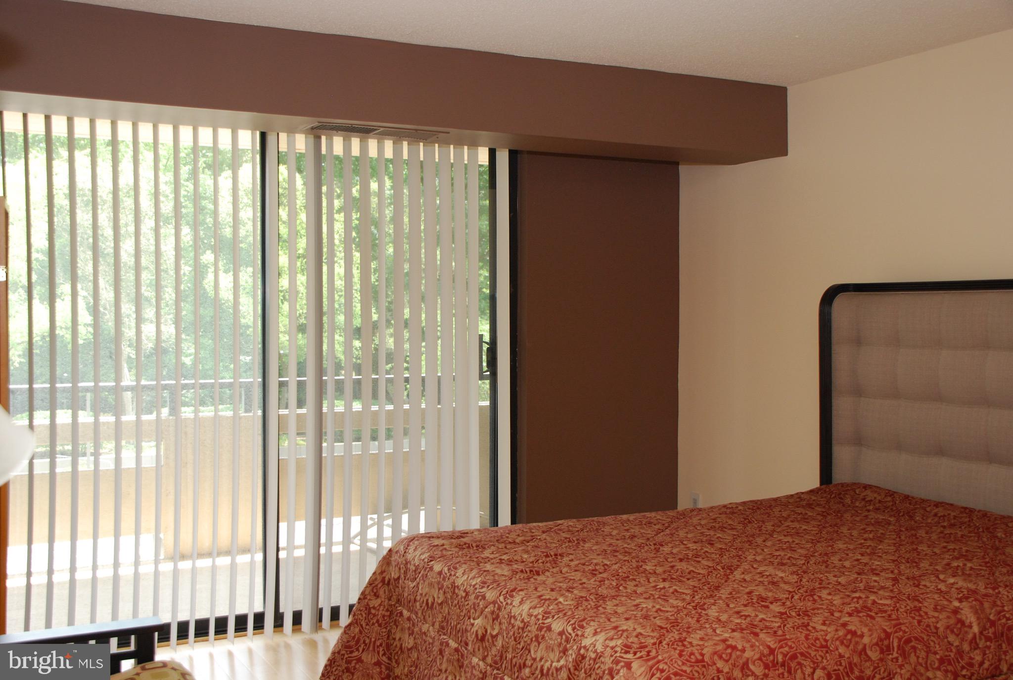 ENCORE OF MCLEAN - Residential Lease