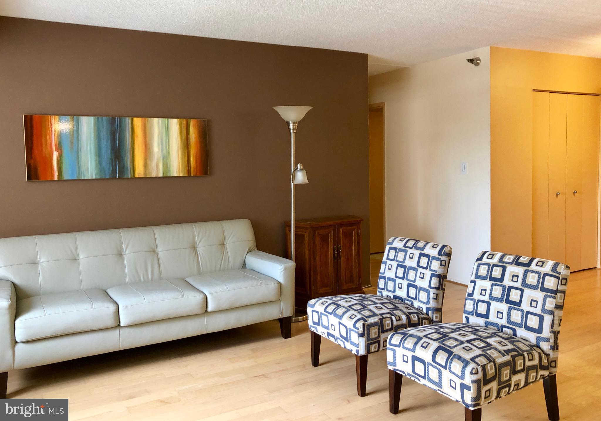 ENCORE OF MCLEAN - Residential Lease