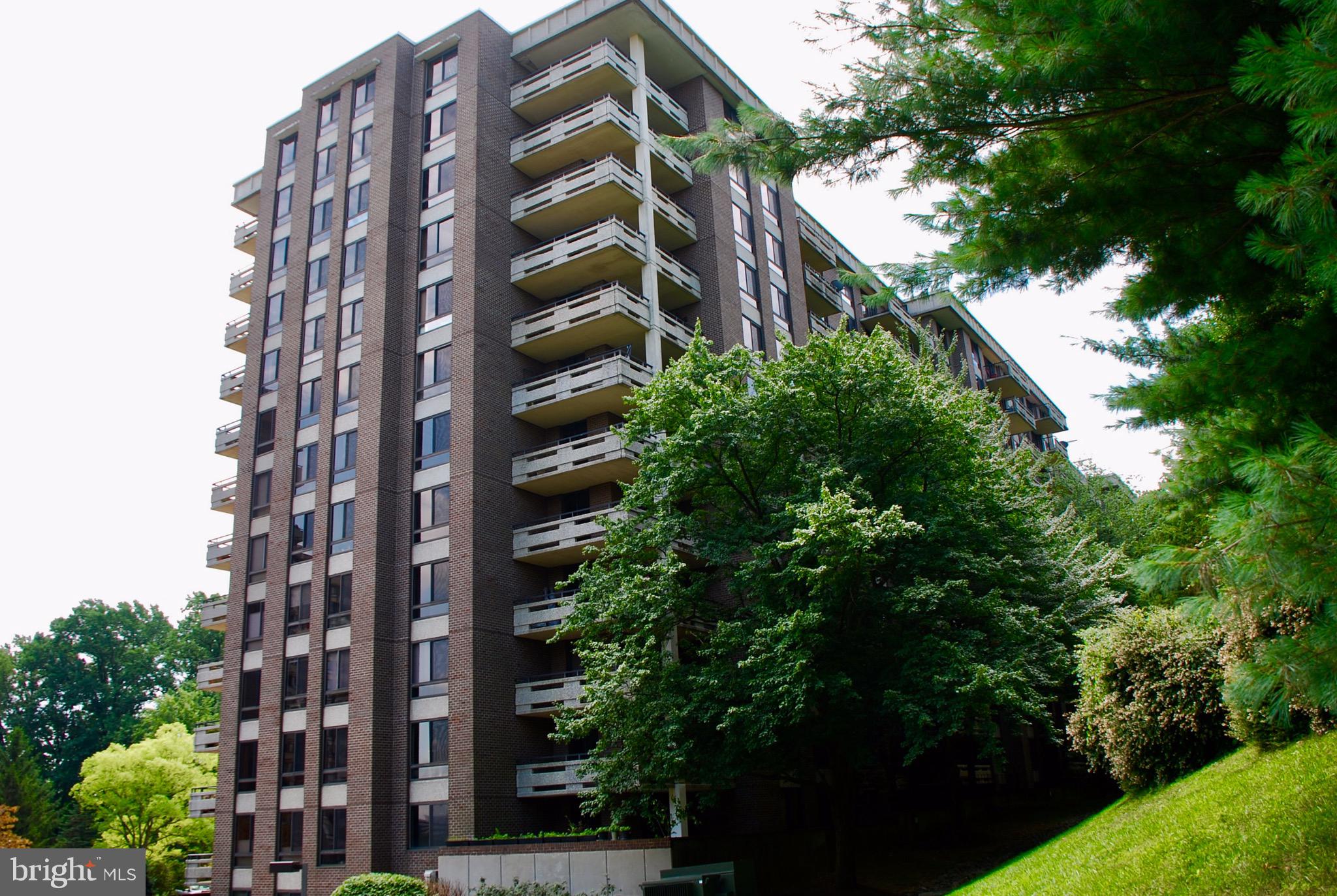 ENCORE OF MCLEAN - Residential Lease