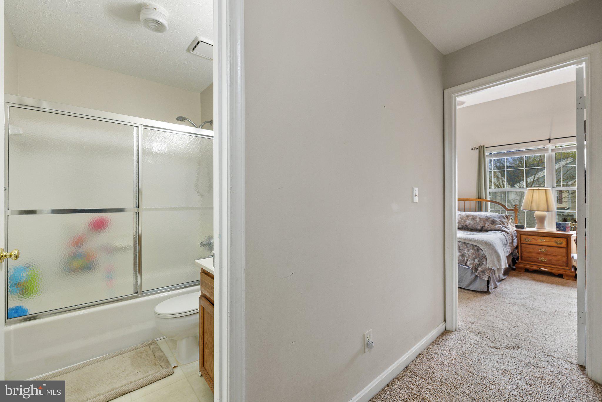 HAMPTON OAKS - Residential