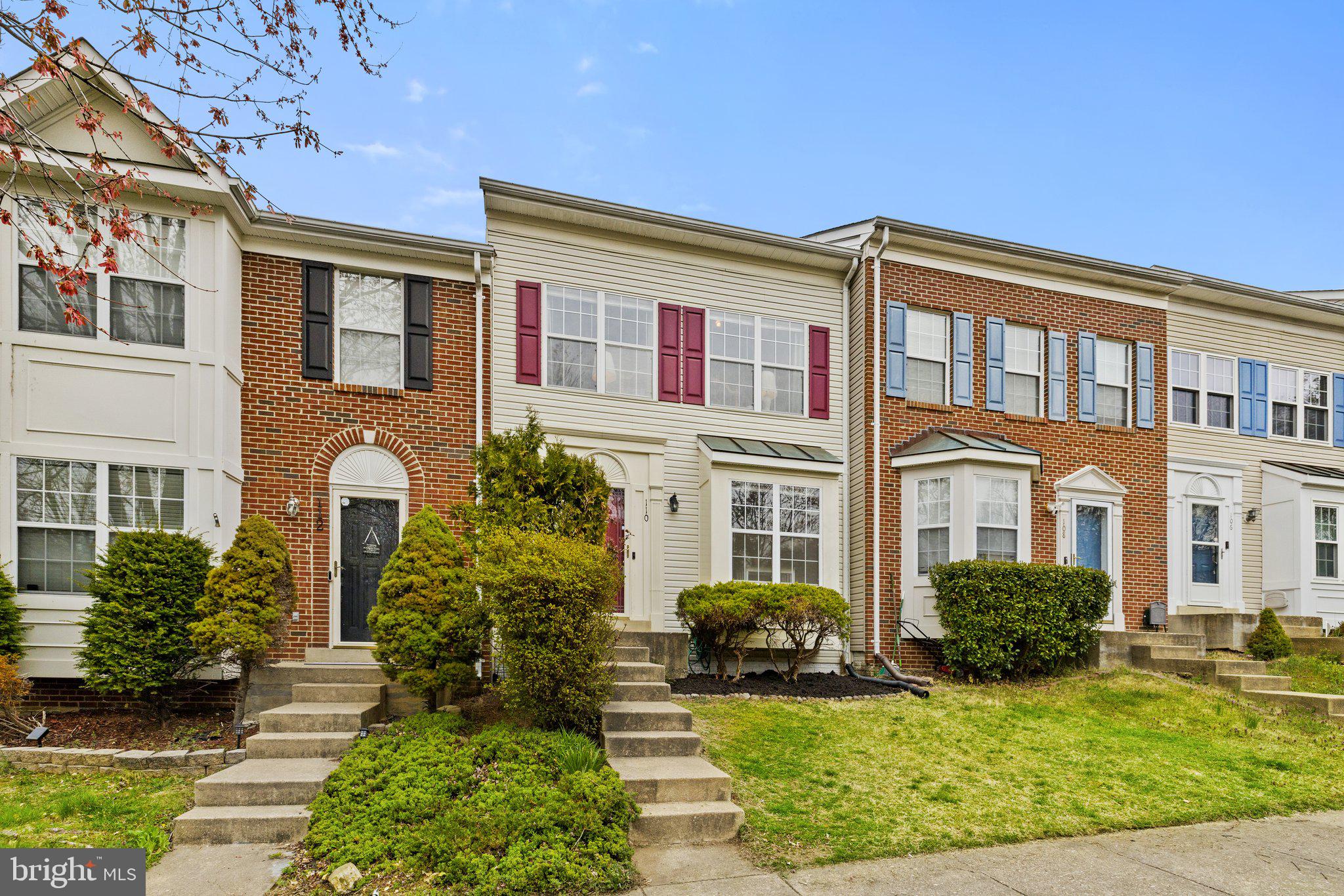 HAMPTON OAKS - Residential