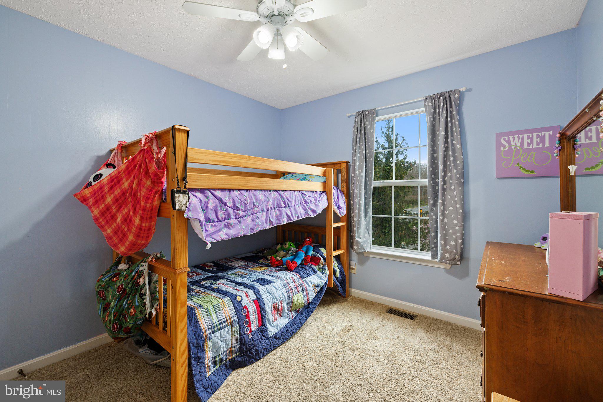 HAMPTON OAKS - Residential