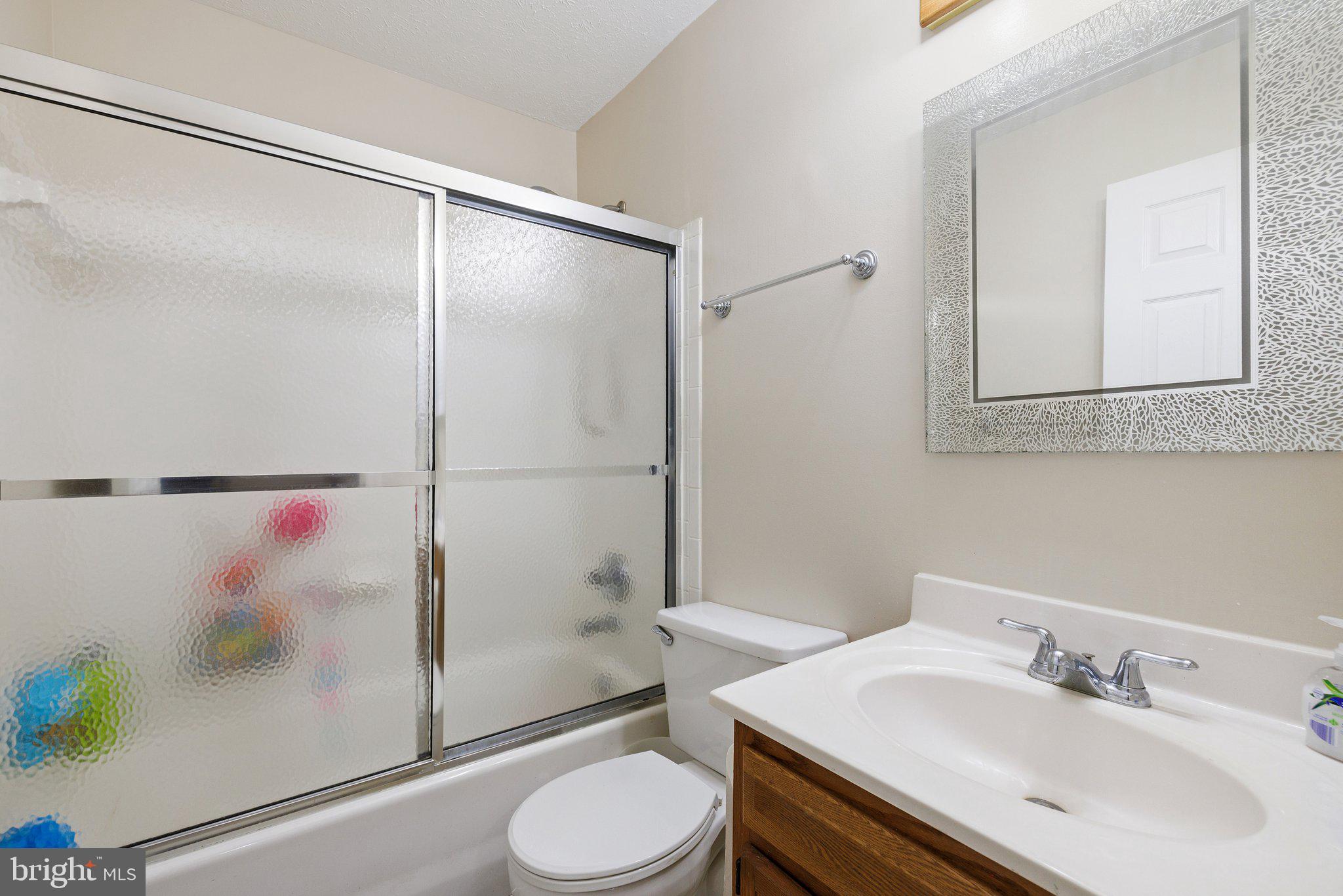 HAMPTON OAKS - Residential