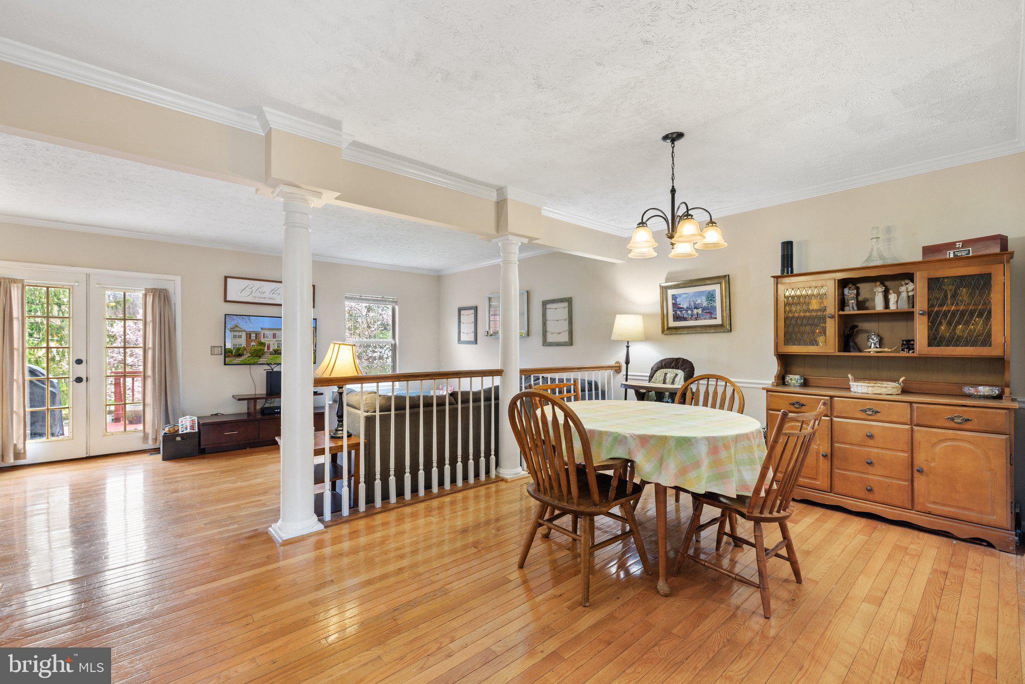 HAMPTON OAKS - Residential