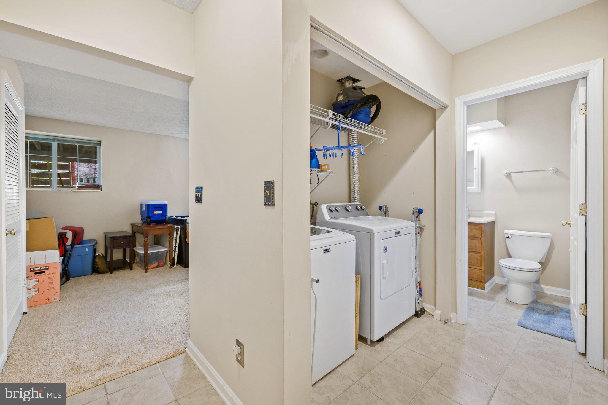 HAMPTON OAKS - Residential