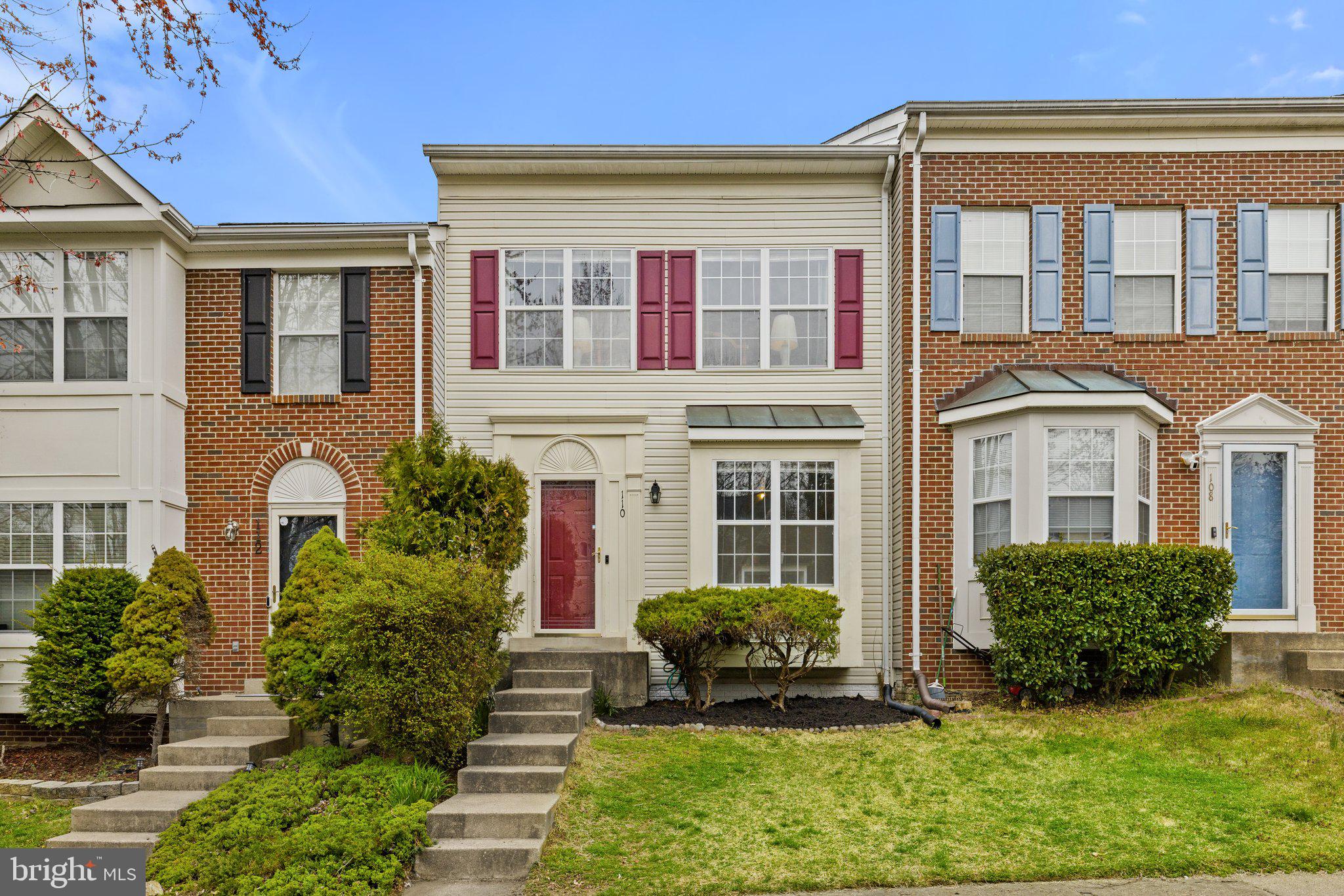 HAMPTON OAKS - Residential