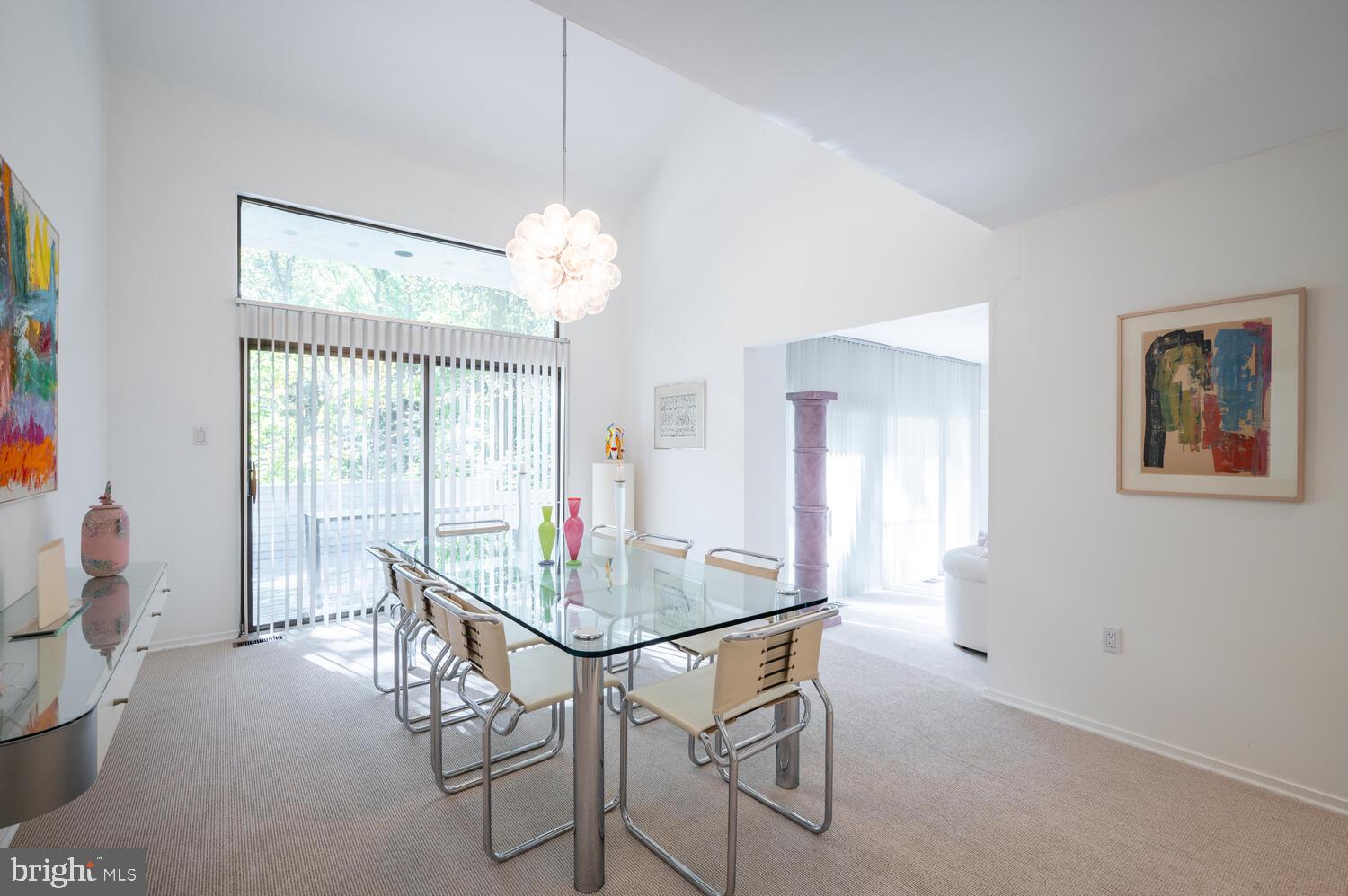 CONGRESSIONAL COUNTRY CLUB ESTATES - Residential