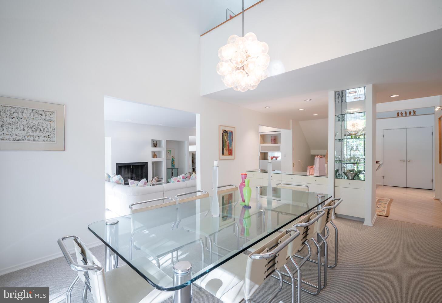 CONGRESSIONAL COUNTRY CLUB ESTATES - Residential