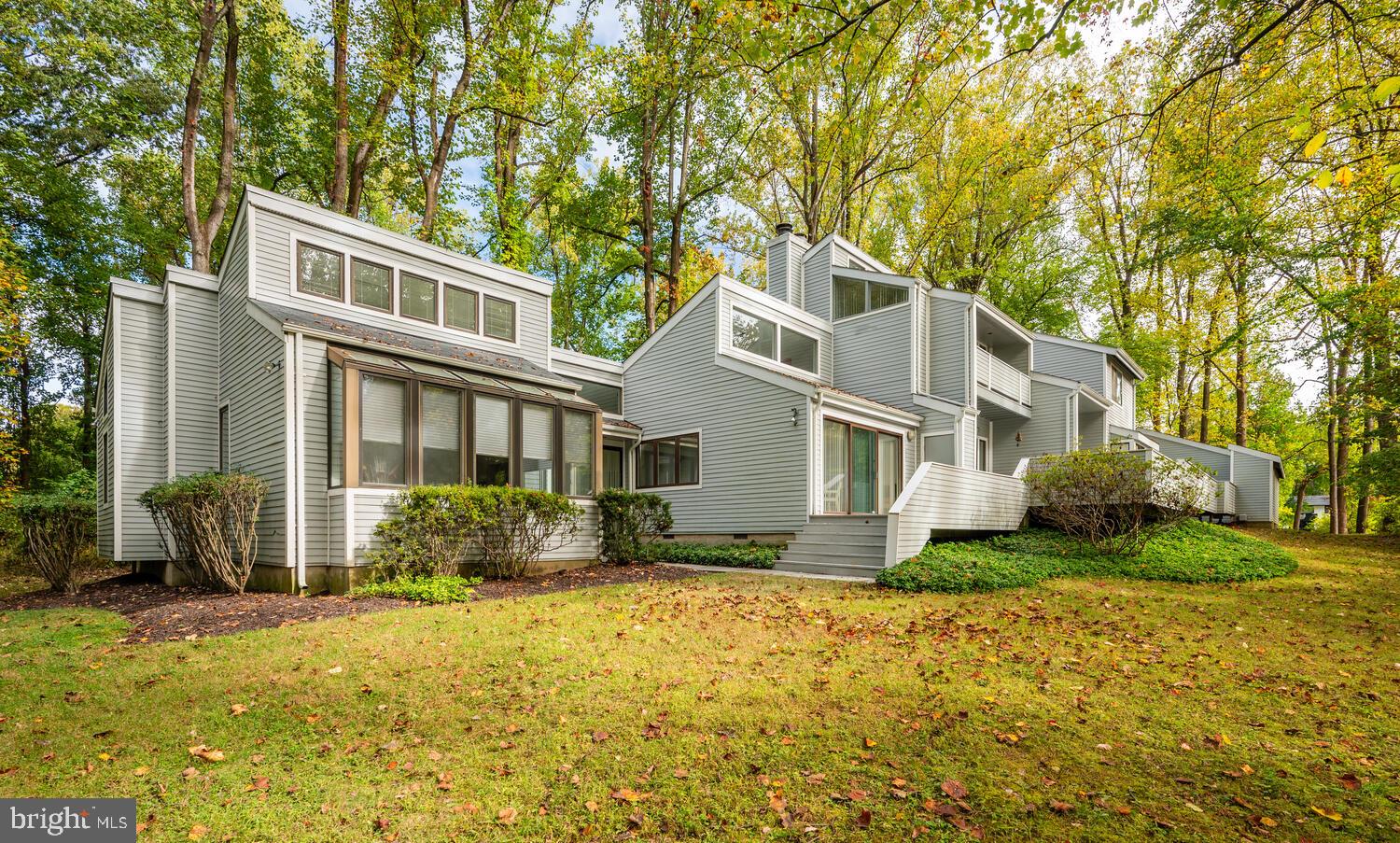 CONGRESSIONAL COUNTRY CLUB ESTATES - Residential