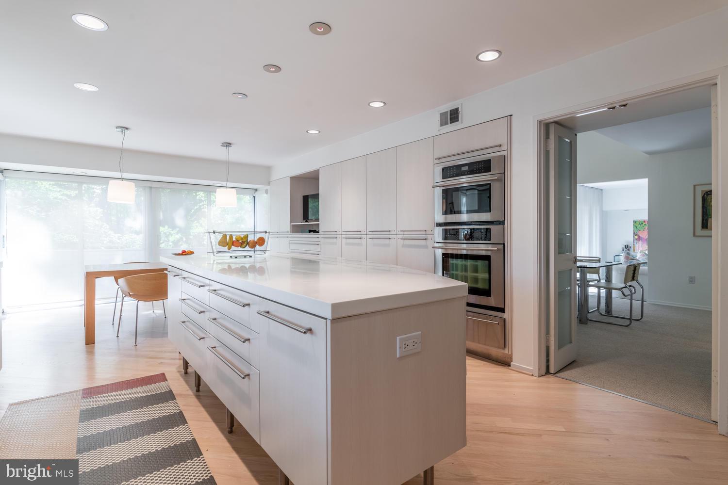 CONGRESSIONAL COUNTRY CLUB ESTATES - Residential