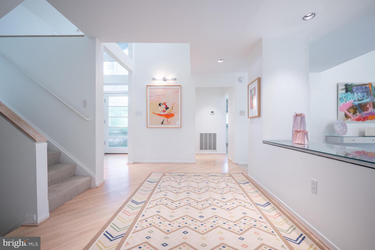 CONGRESSIONAL COUNTRY CLUB ESTATES - Residential