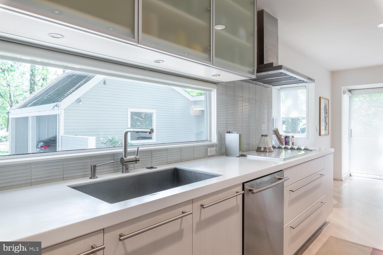 CONGRESSIONAL COUNTRY CLUB ESTATES - Residential