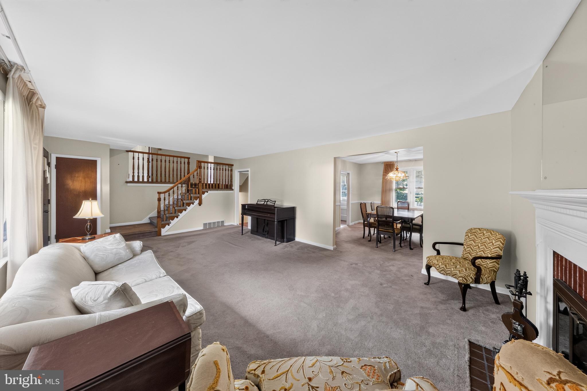 1217 EVERGREEN ROAD
