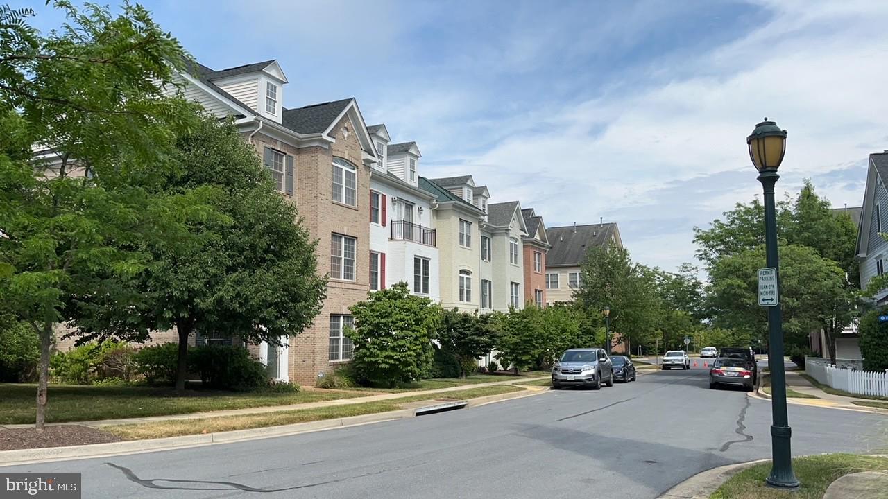 KING FARM IRVINGTON - Residential