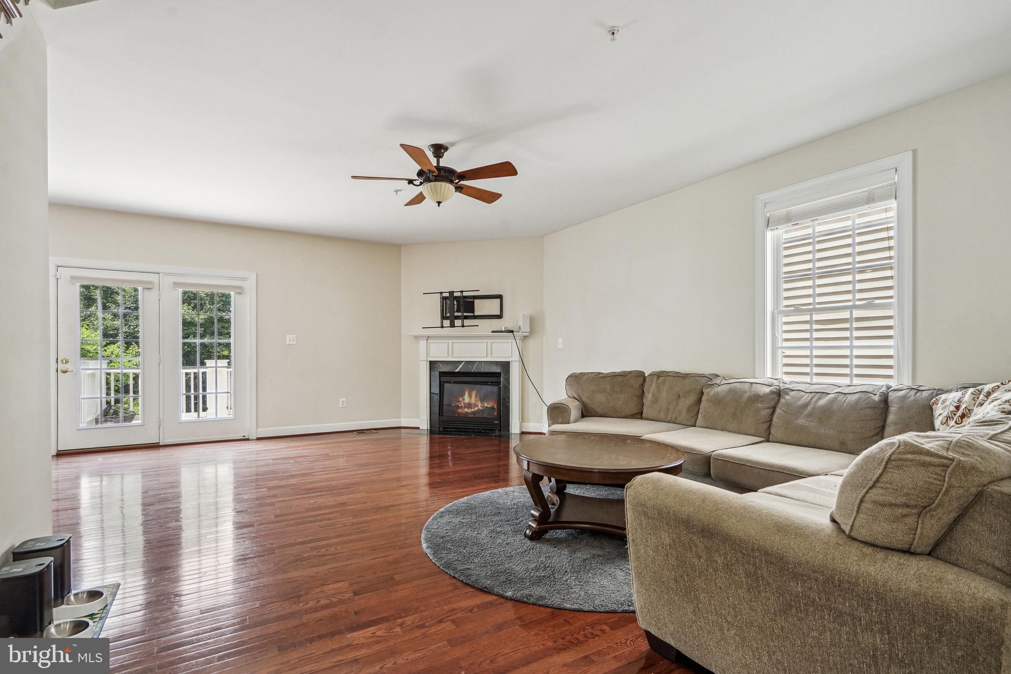 KING FARM IRVINGTON - Residential