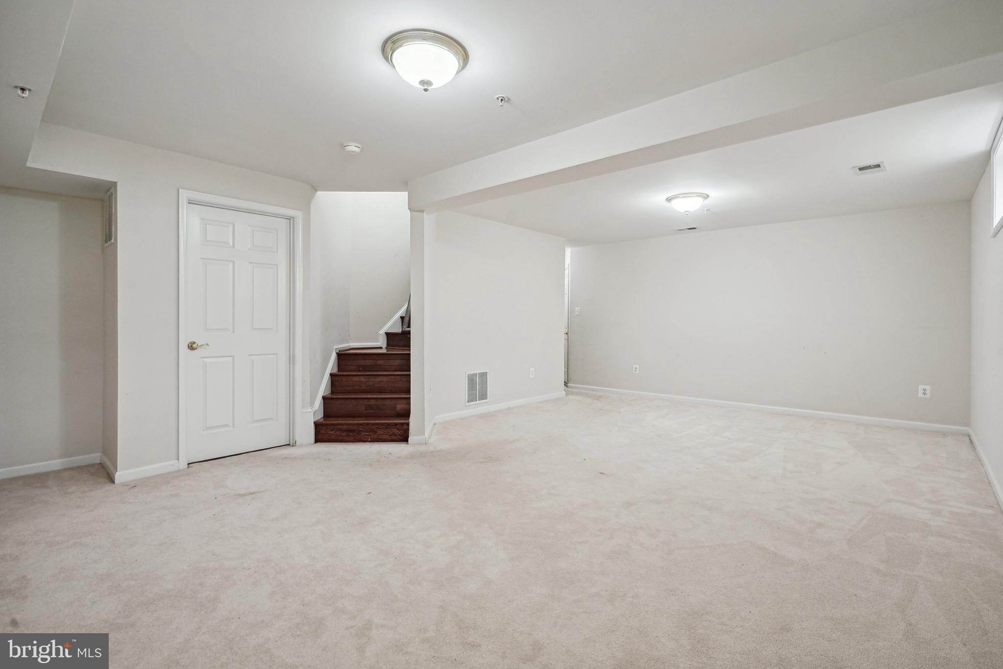 KING FARM IRVINGTON - Residential