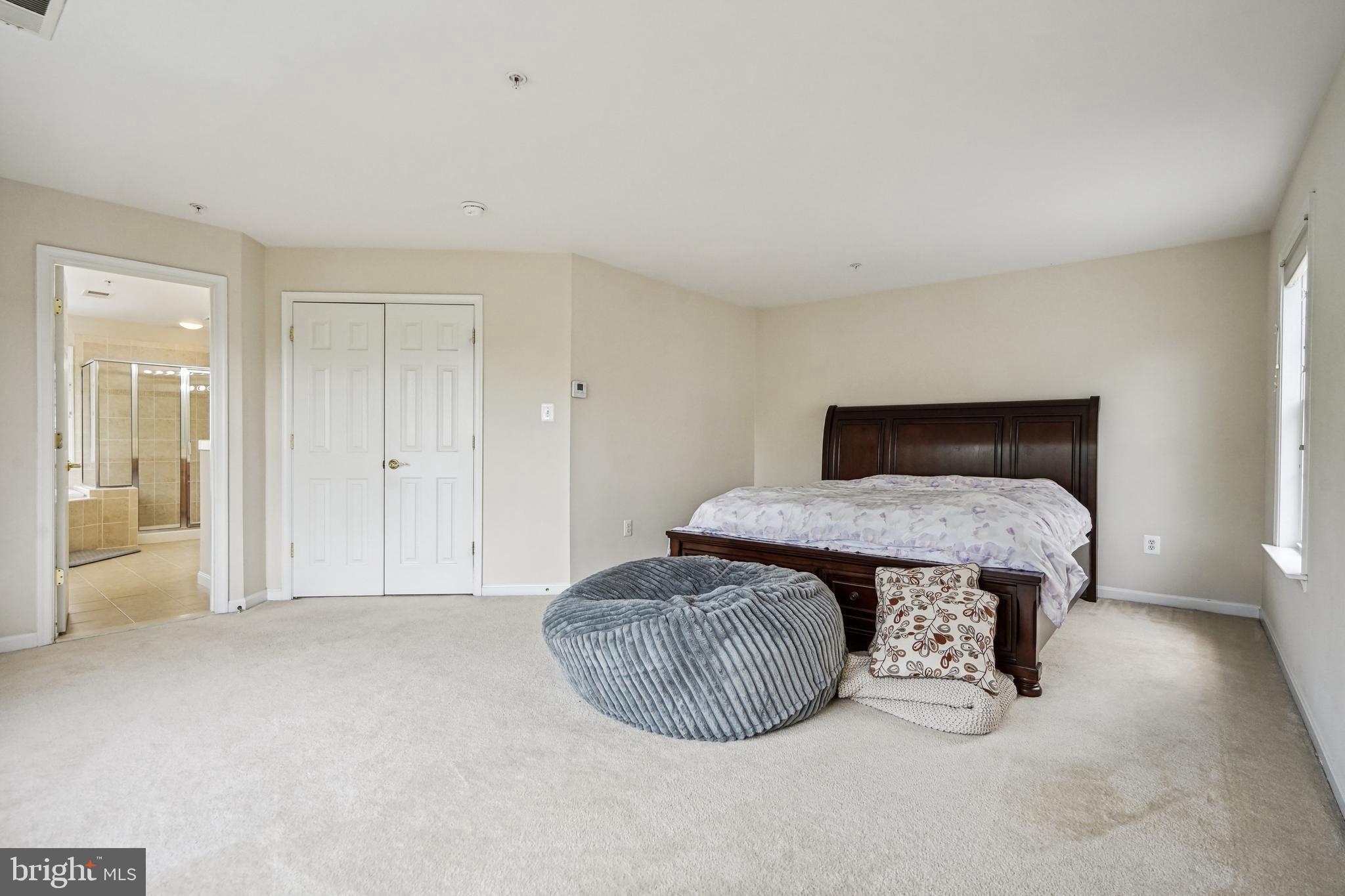 KING FARM IRVINGTON - Residential