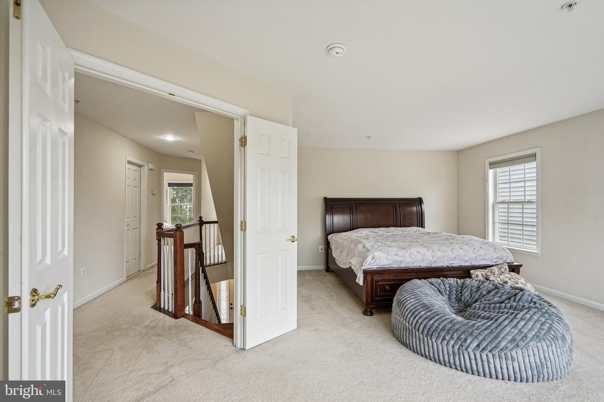 KING FARM IRVINGTON - Residential