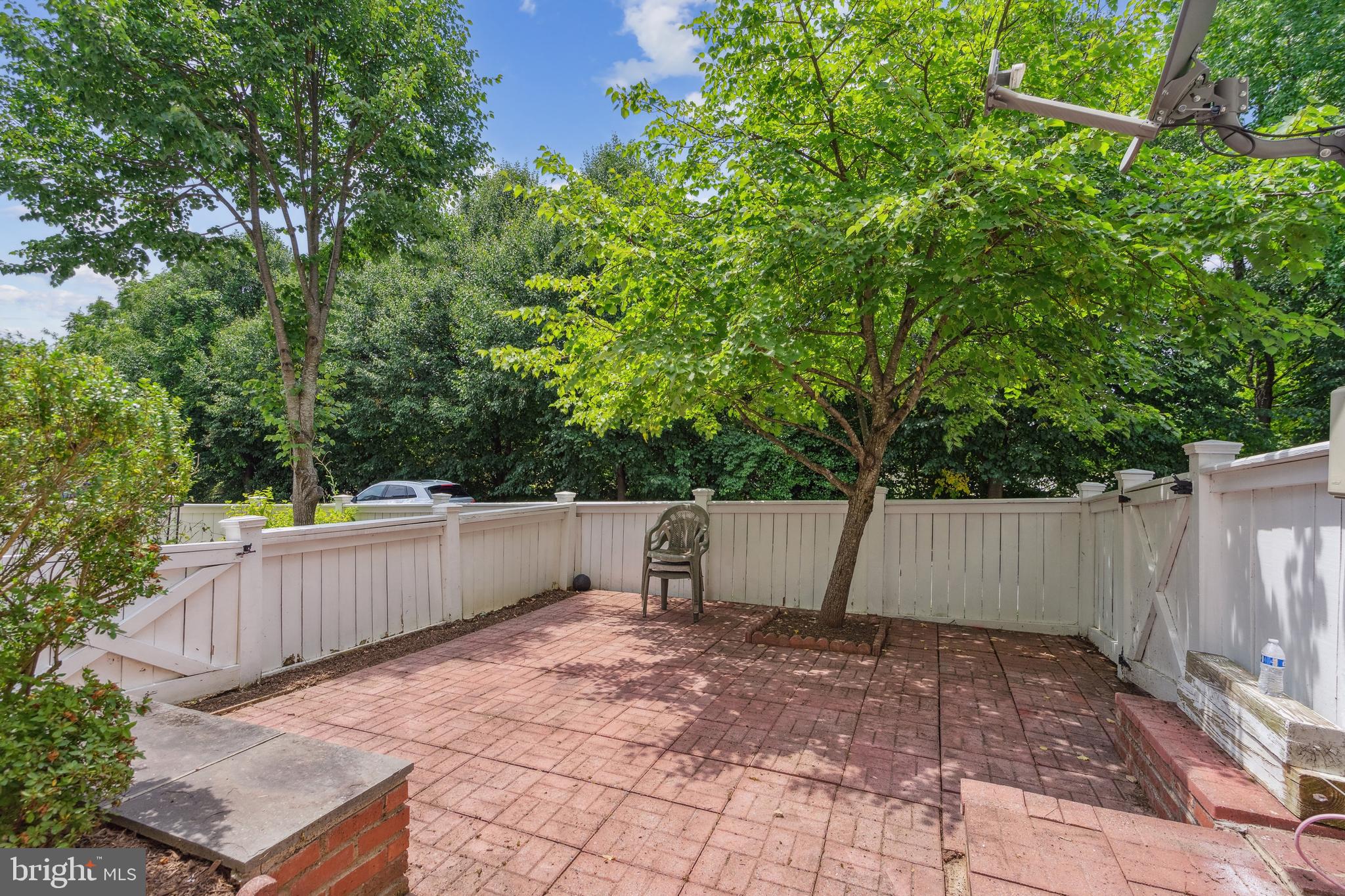 KING FARM IRVINGTON - Residential