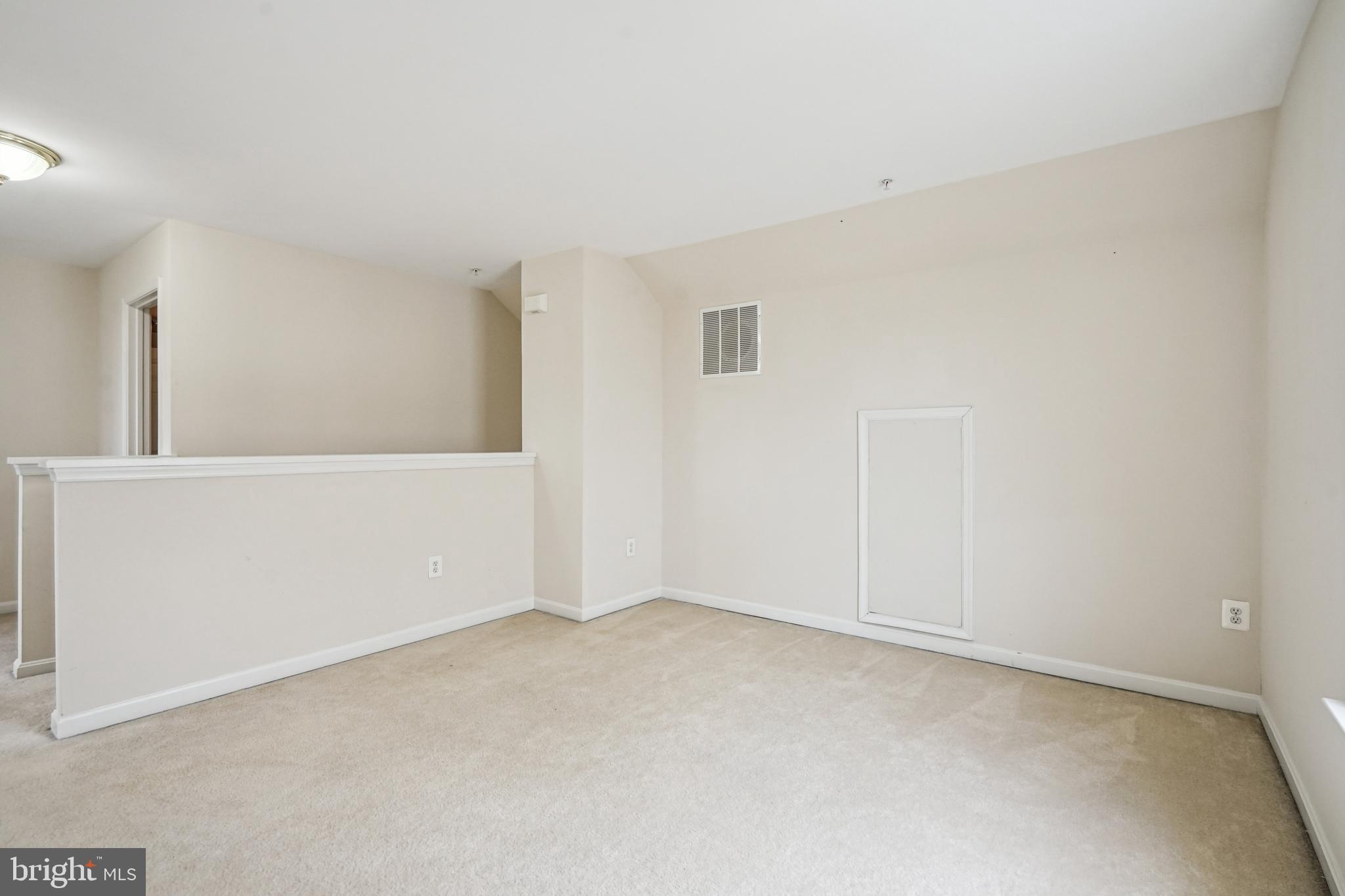 KING FARM IRVINGTON - Residential