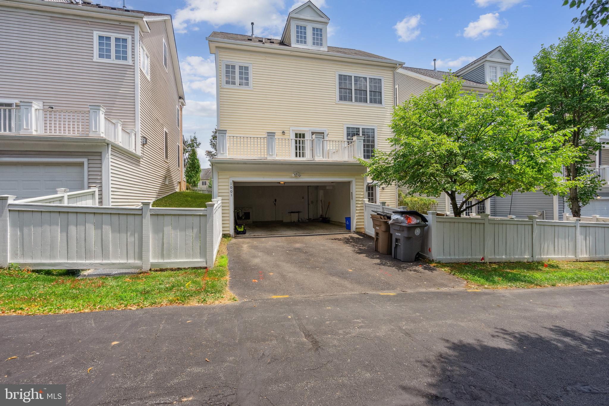 KING FARM IRVINGTON - Residential