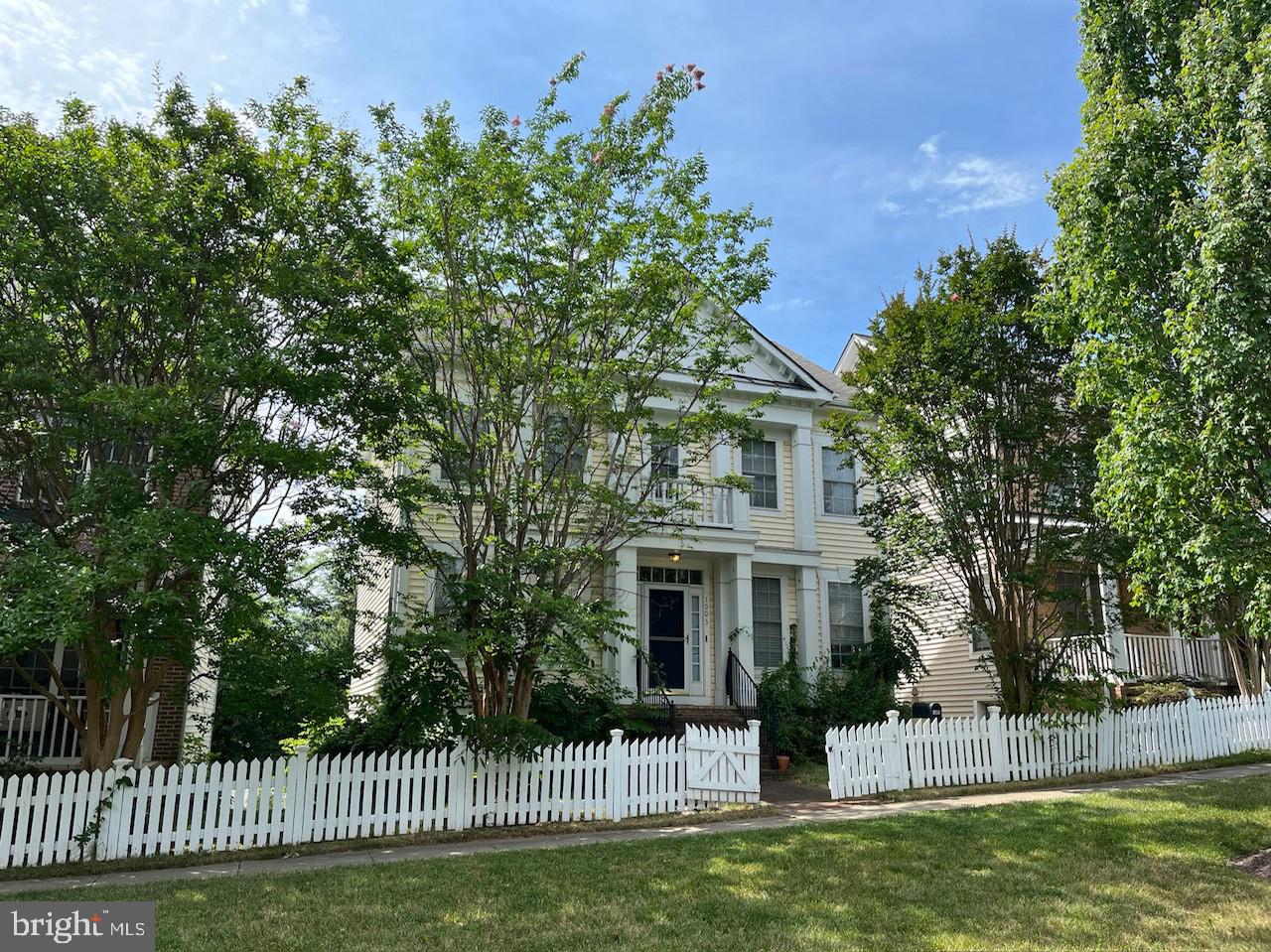 KING FARM IRVINGTON - Residential