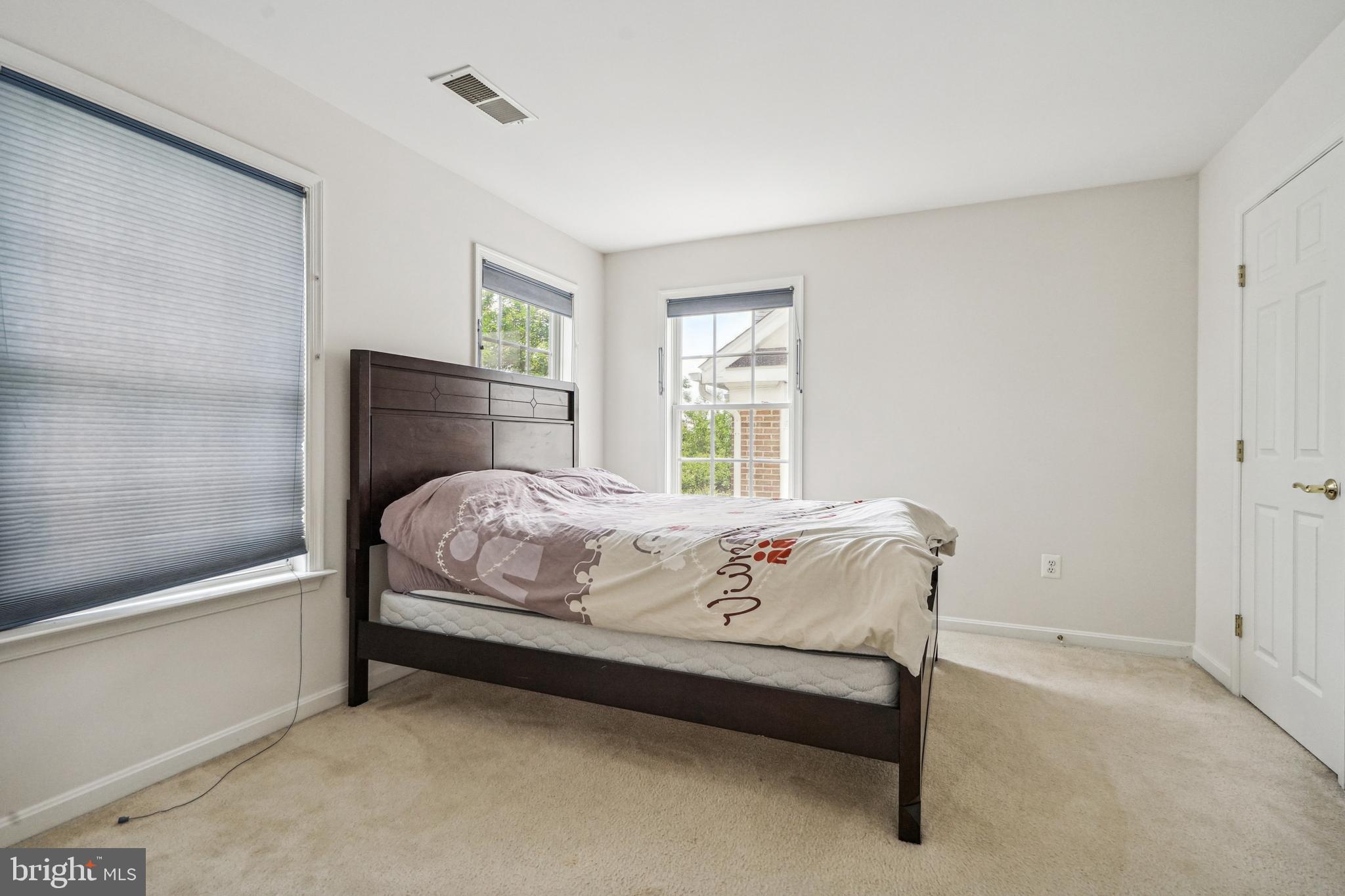 KING FARM IRVINGTON - Residential