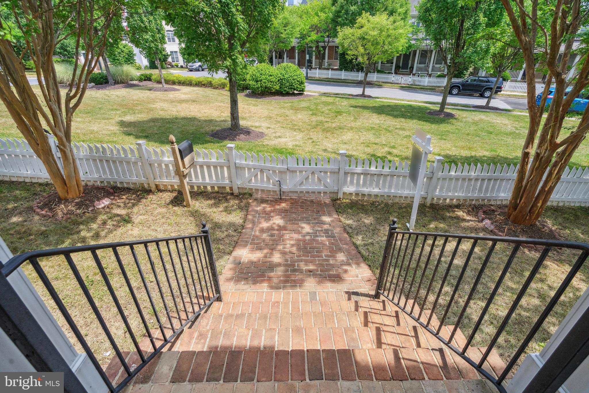 KING FARM IRVINGTON - Residential