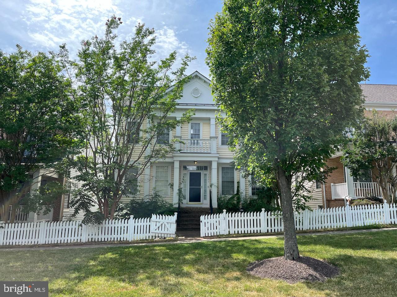 KING FARM IRVINGTON - Residential