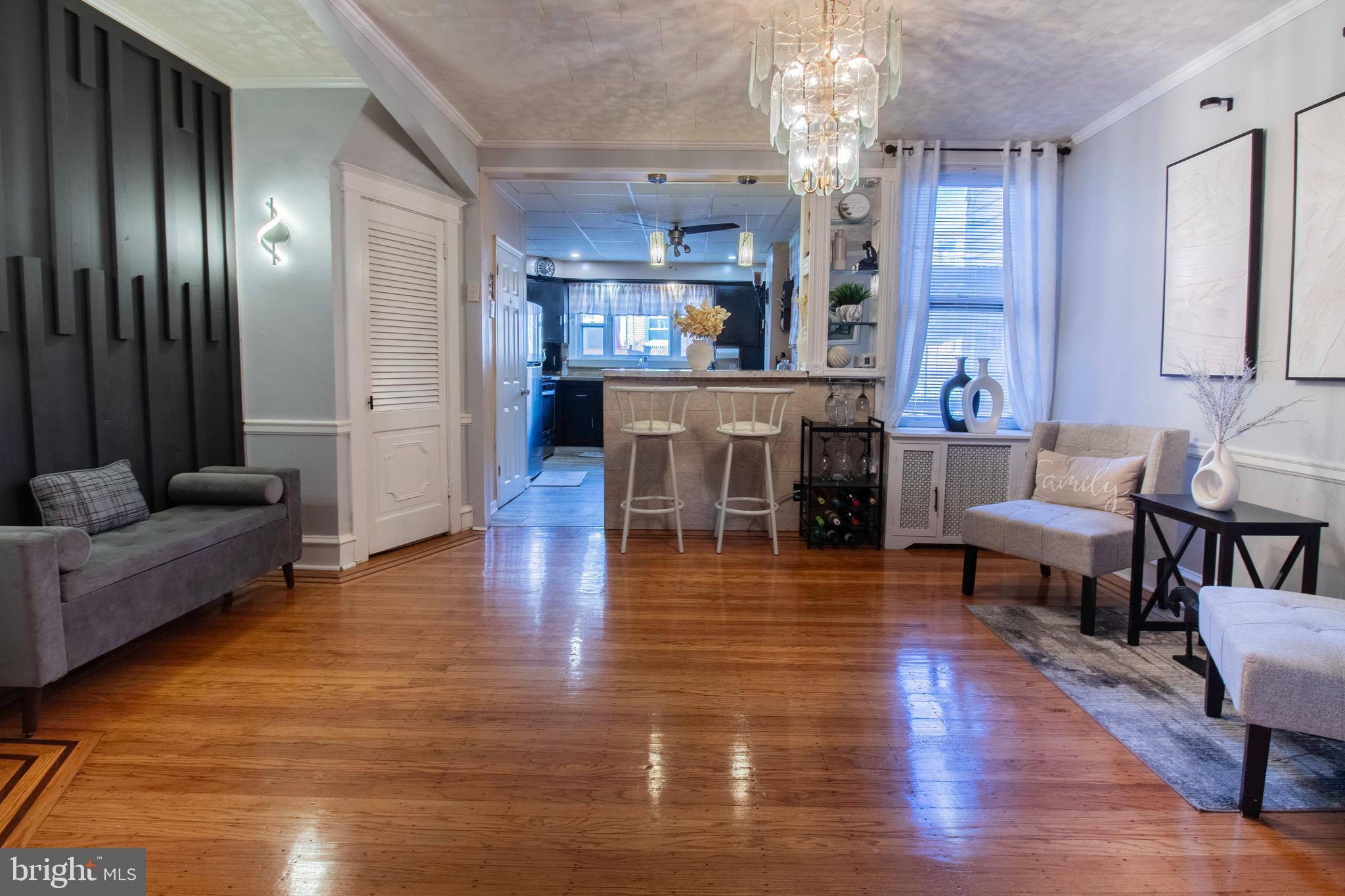 WEST OAK LANE - Residential