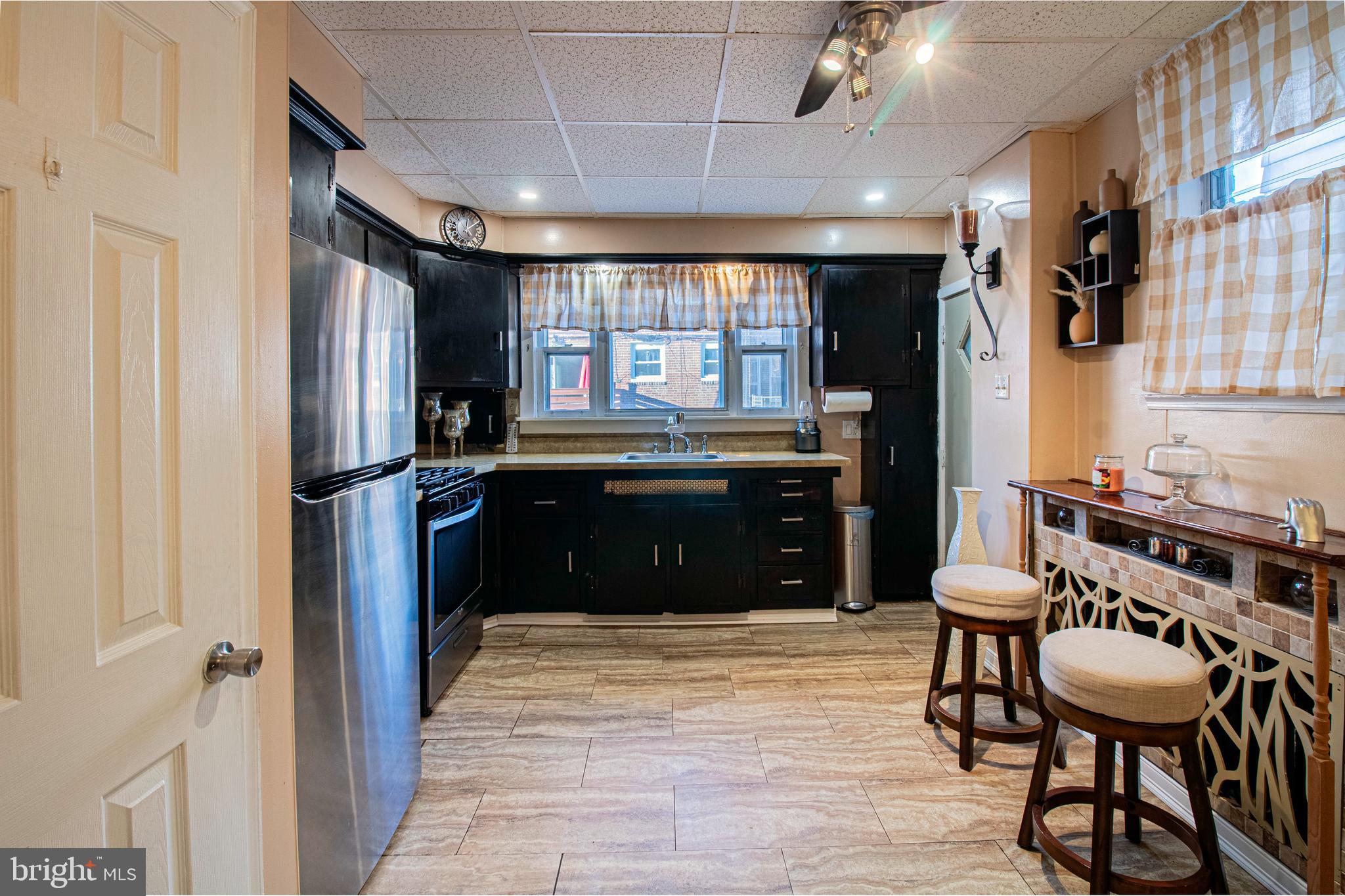 WEST OAK LANE - Residential