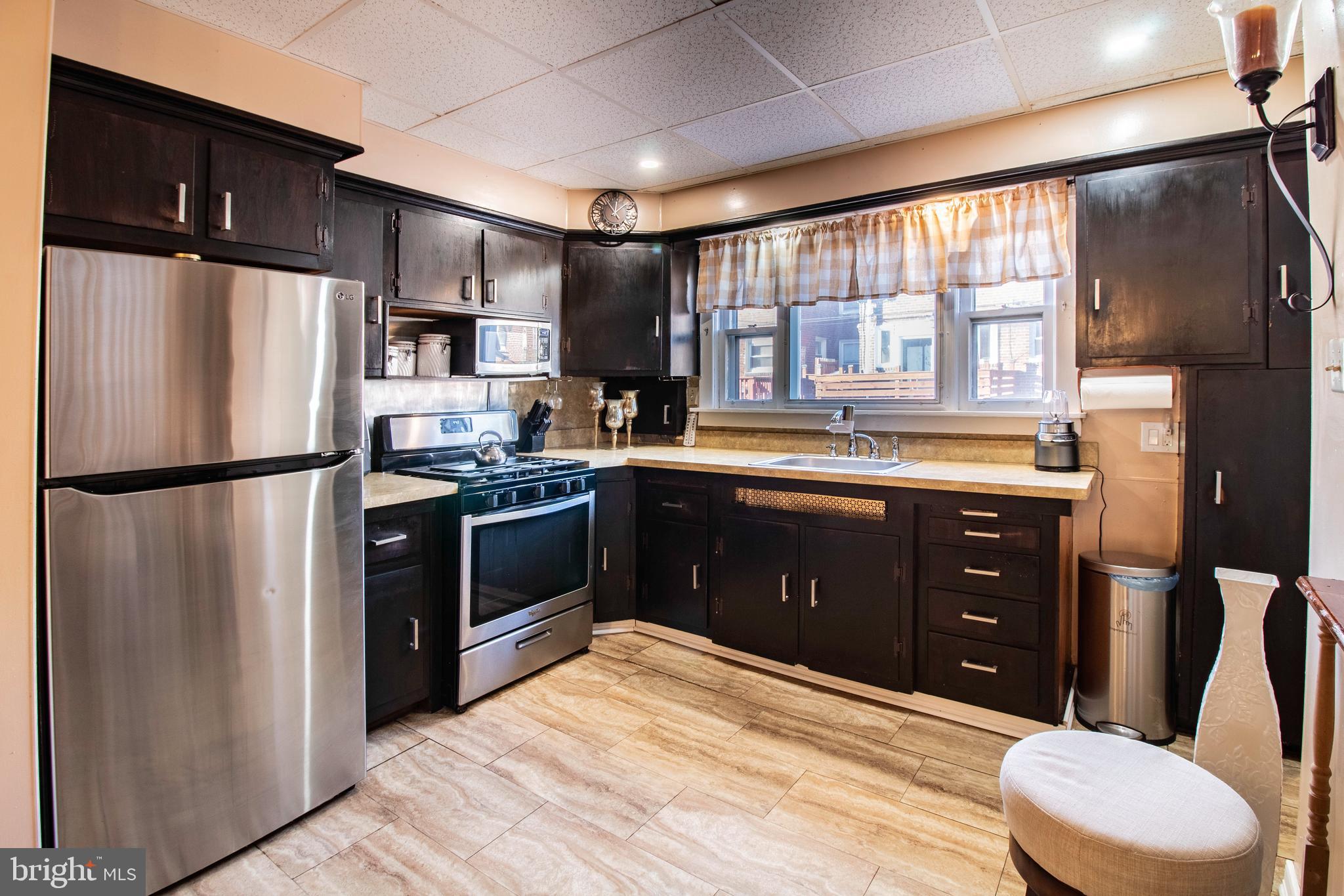 WEST OAK LANE - Residential