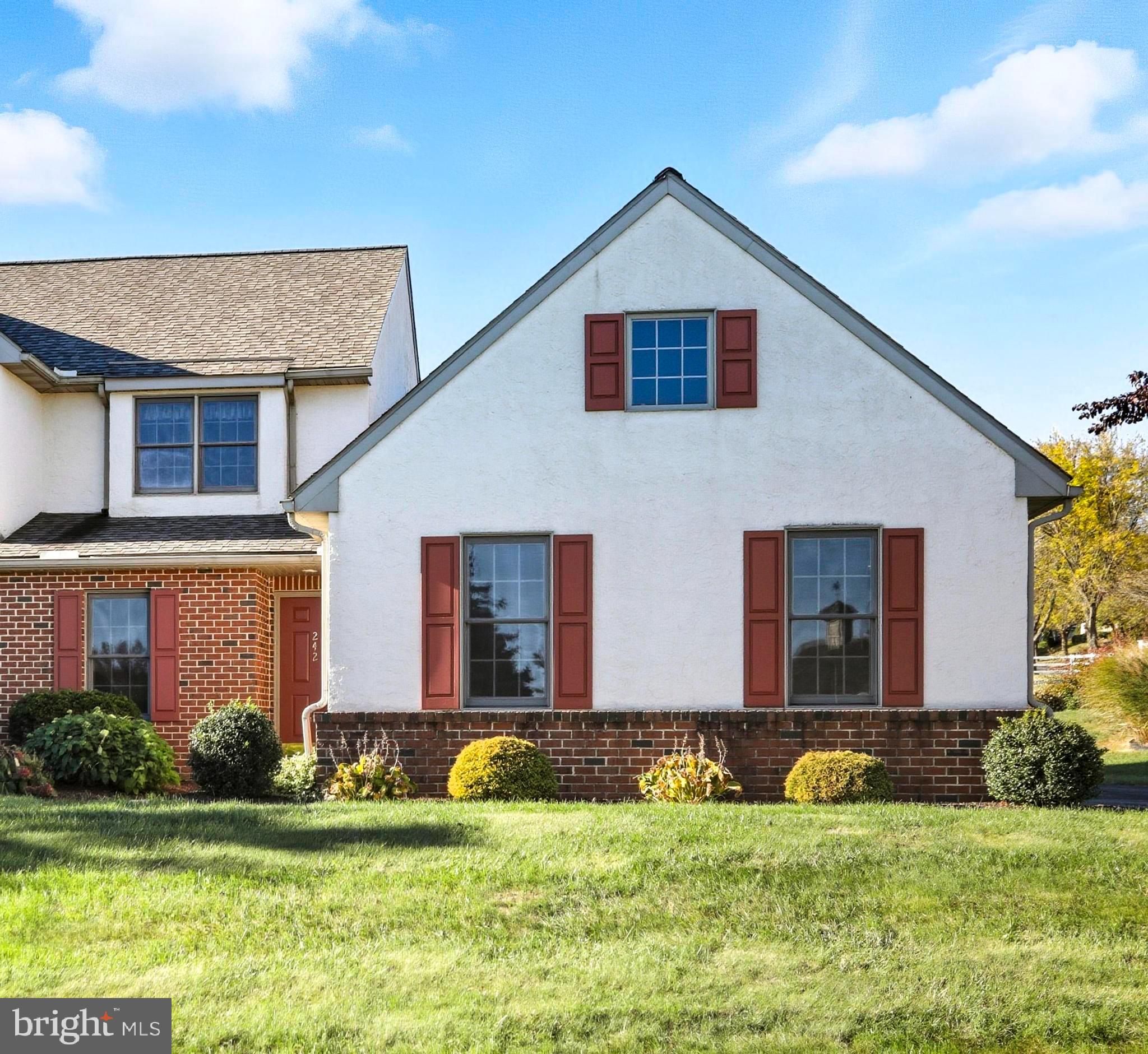 242 STEEPLECHASE DRIVE