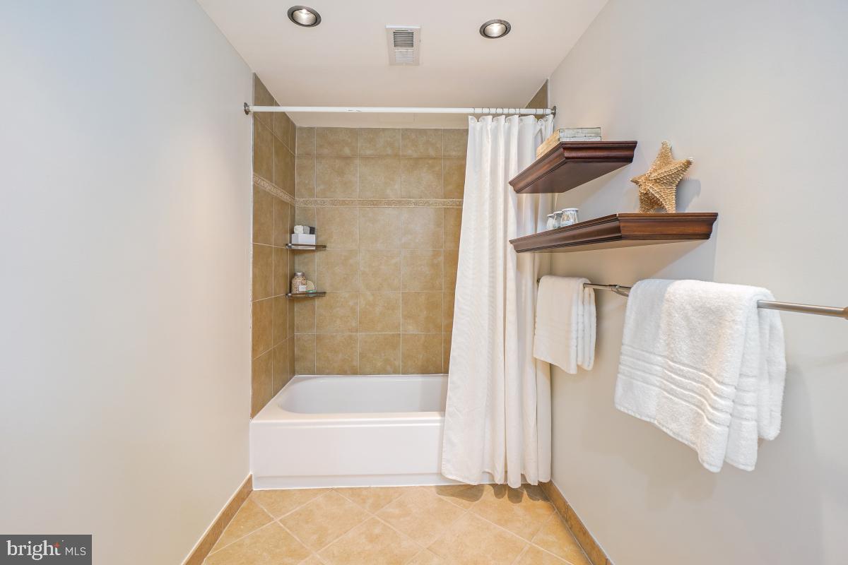 GLENCOURSE - Residential