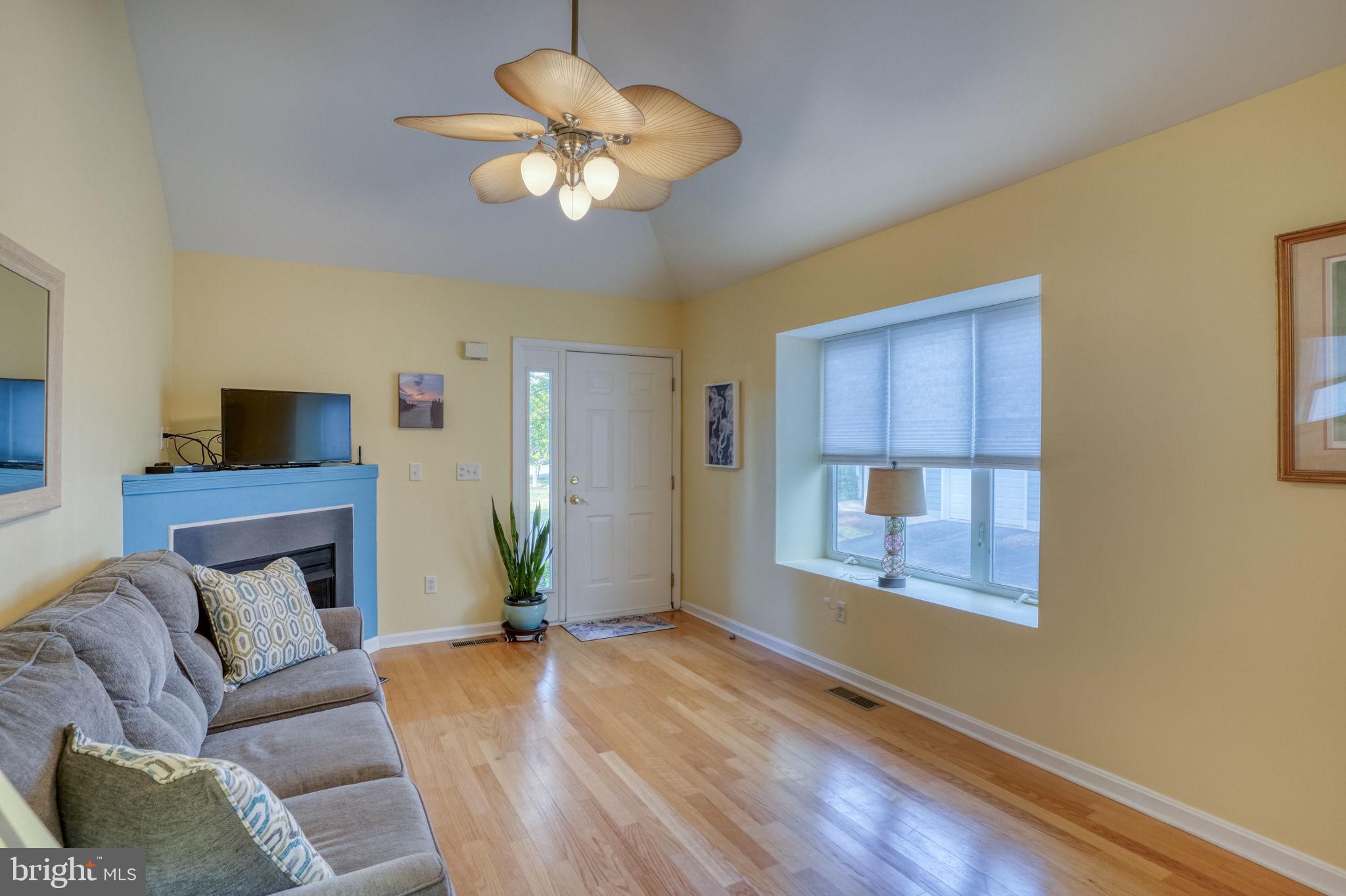 15 CYPRESS LANE