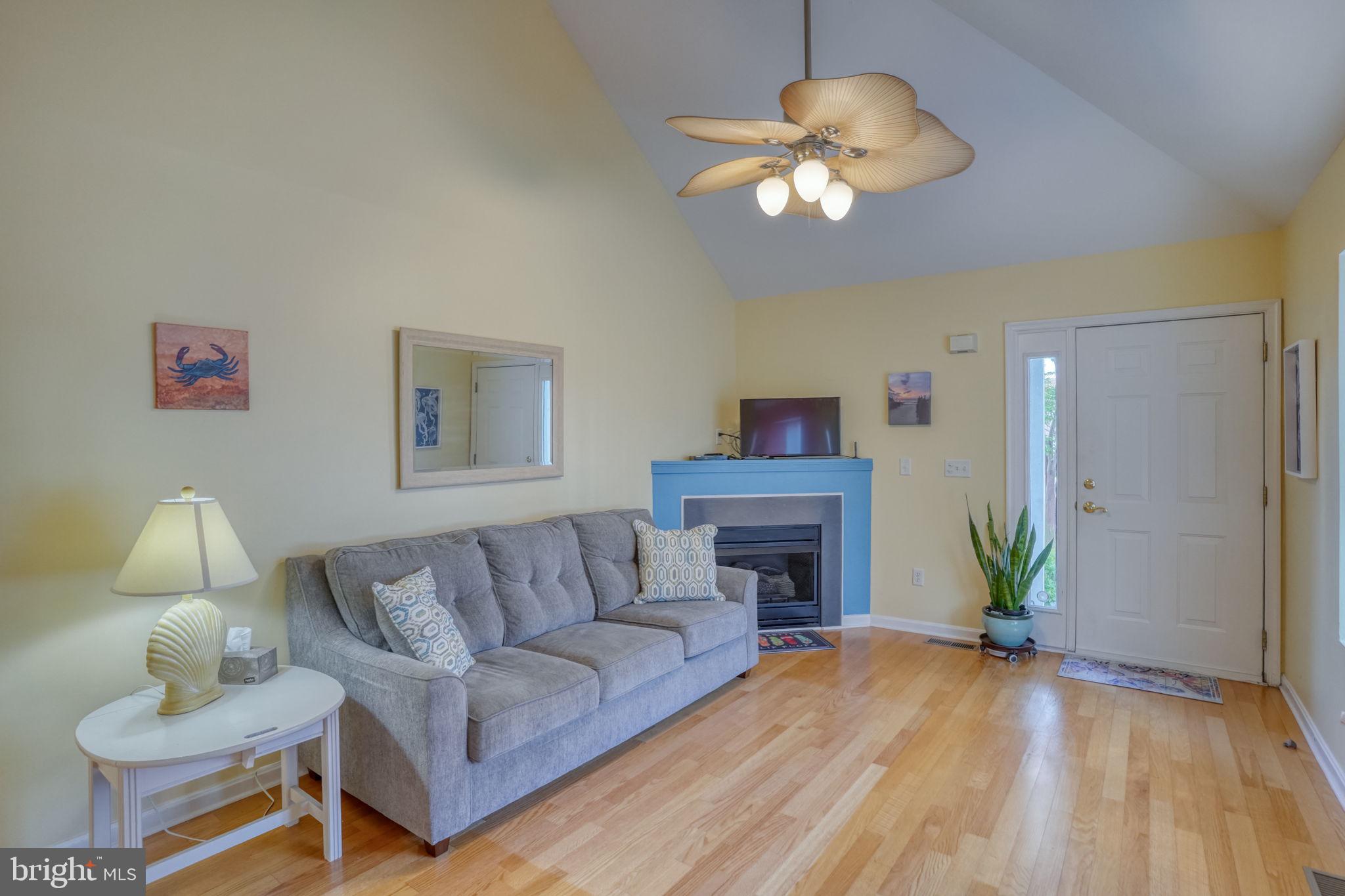 15 CYPRESS LANE