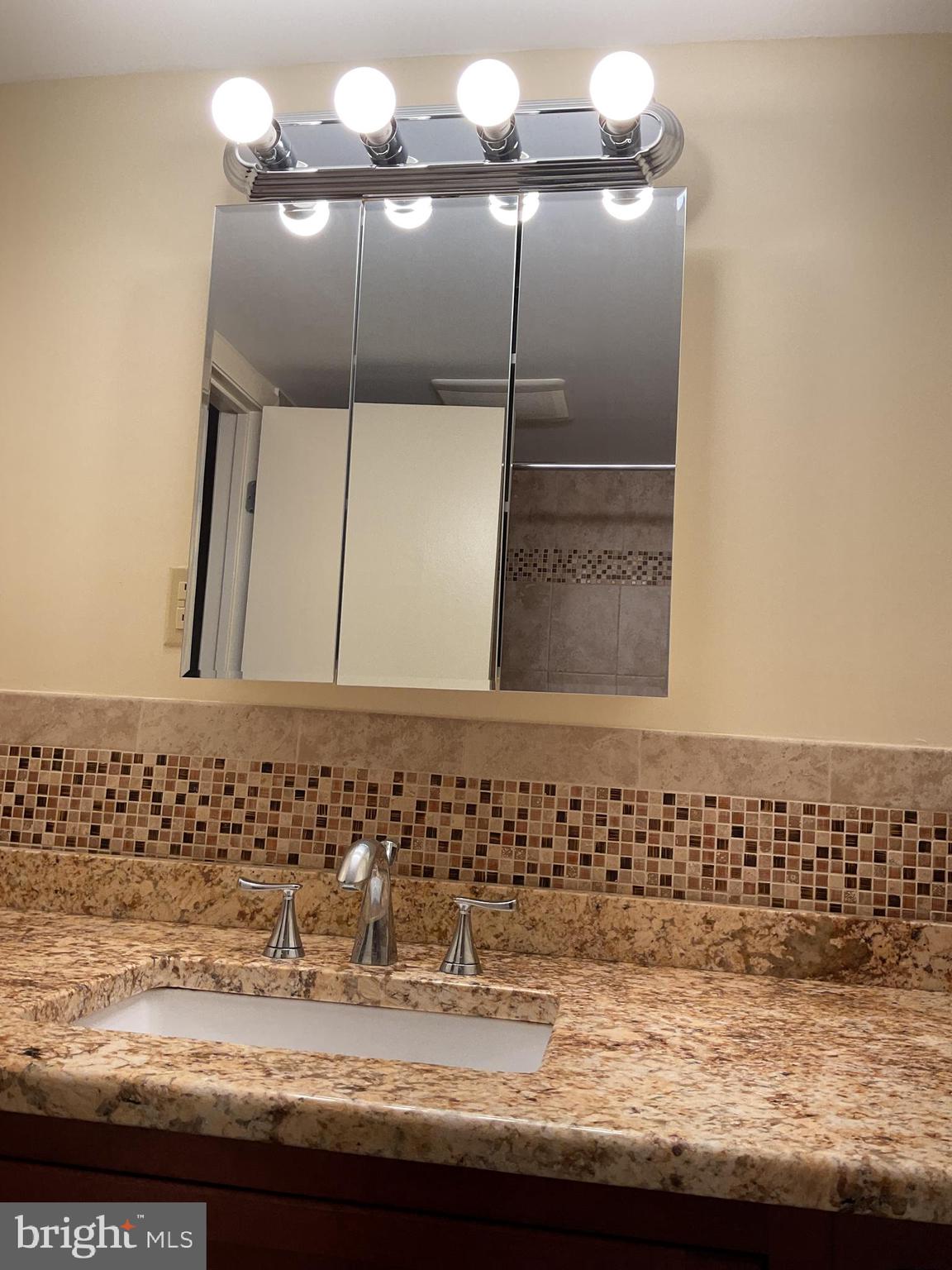 HUNTCREST - Residential