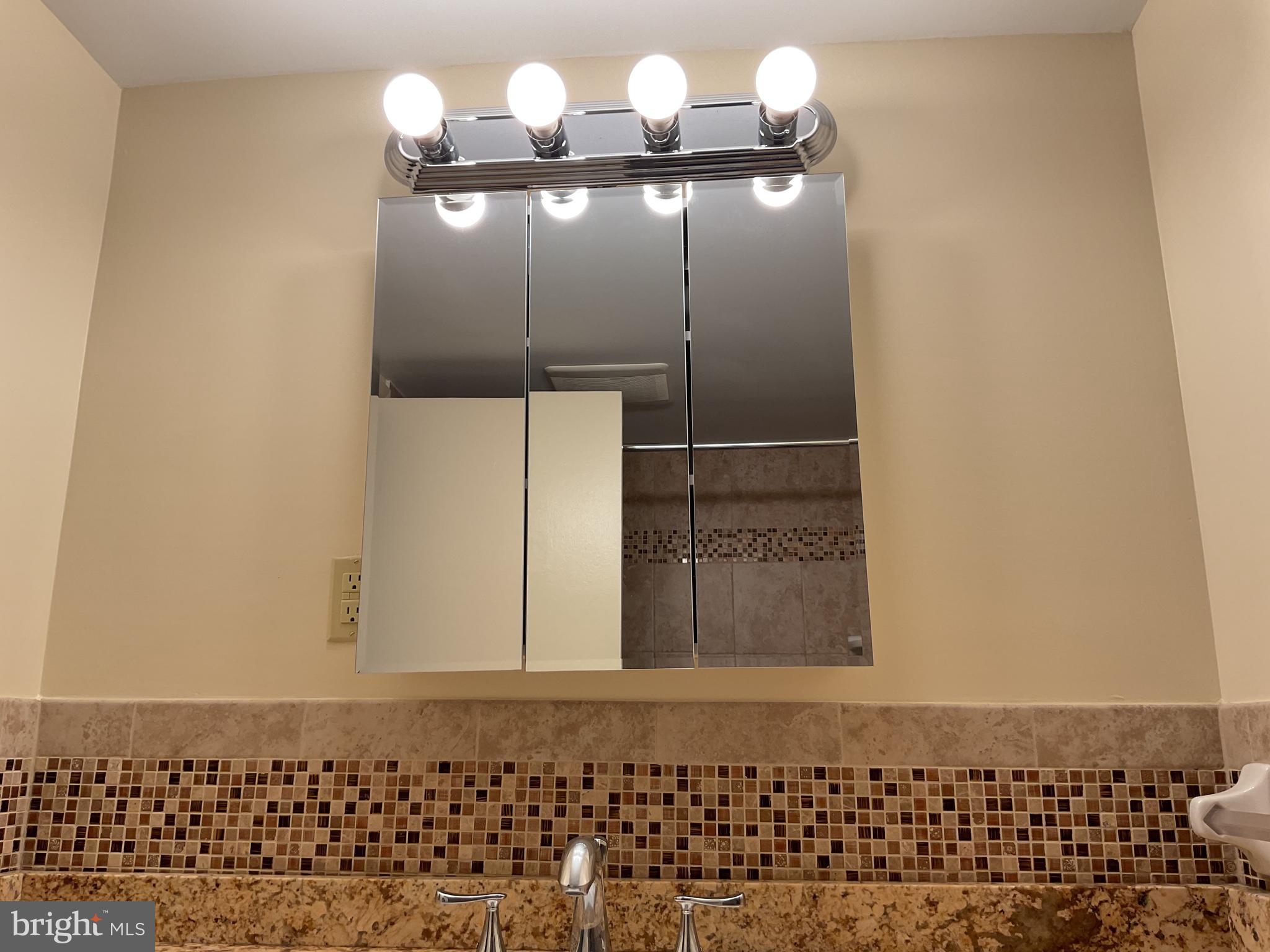 HUNTCREST - Residential