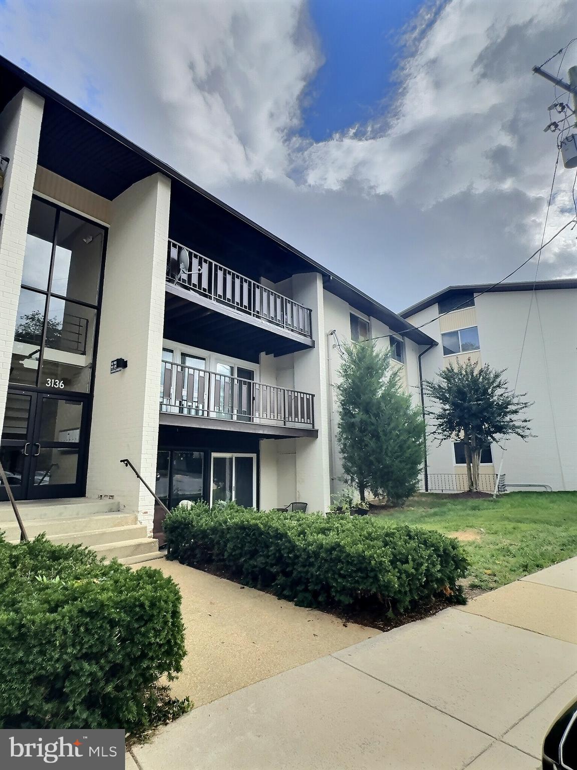 HUNTCREST - Residential