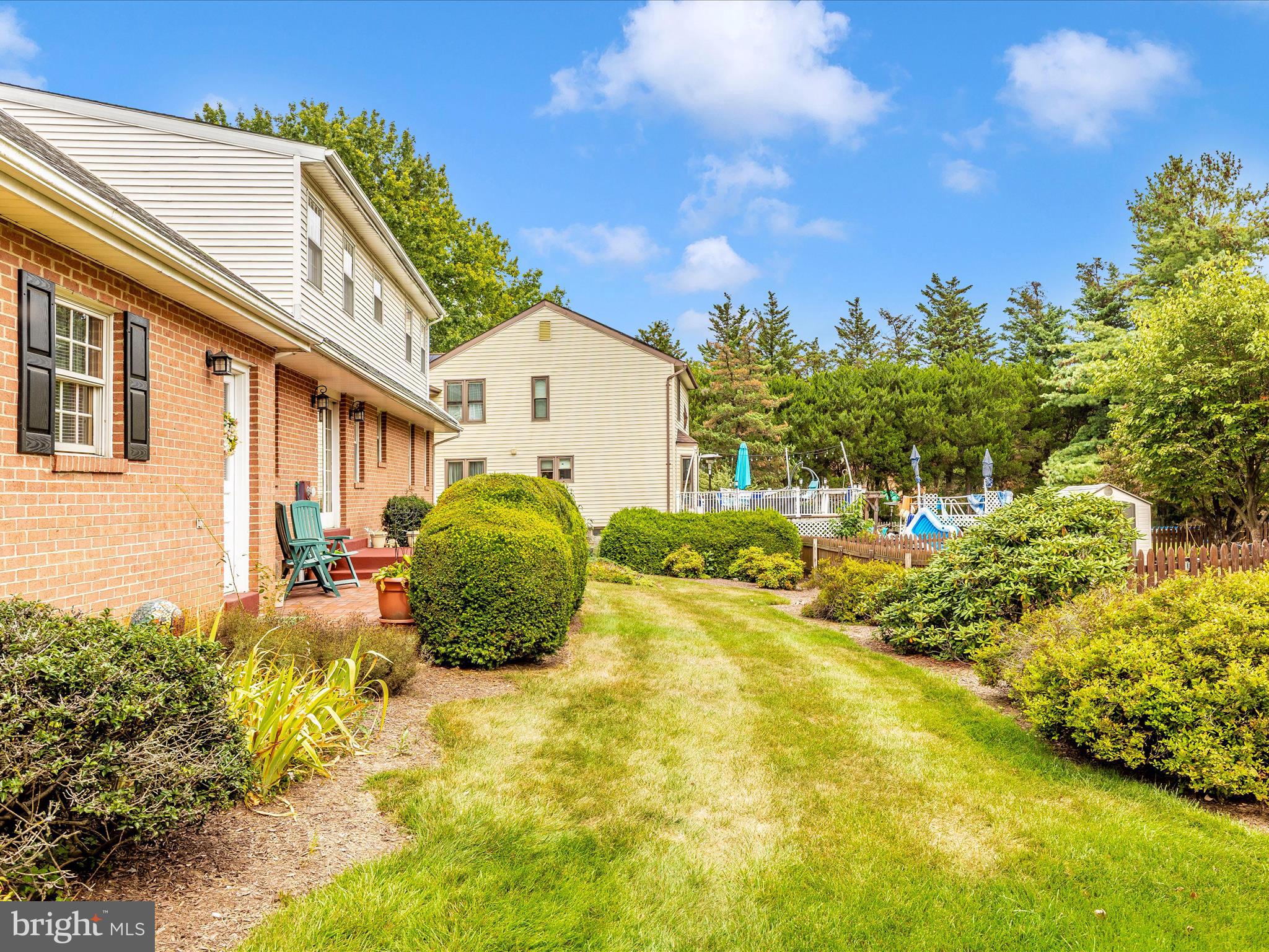 ROCK CREEK ESTATES - Residential