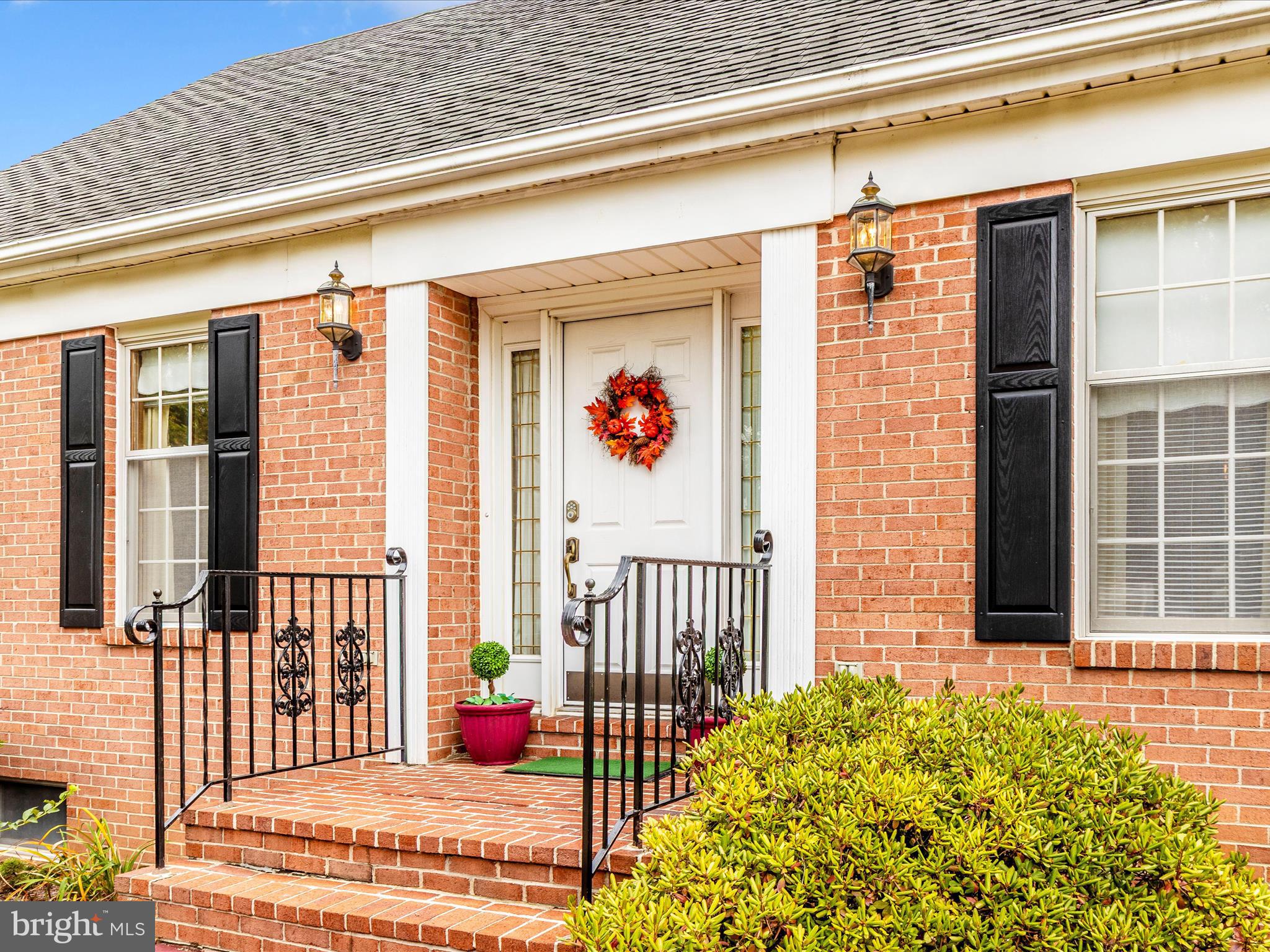 ROCK CREEK ESTATES - Residential