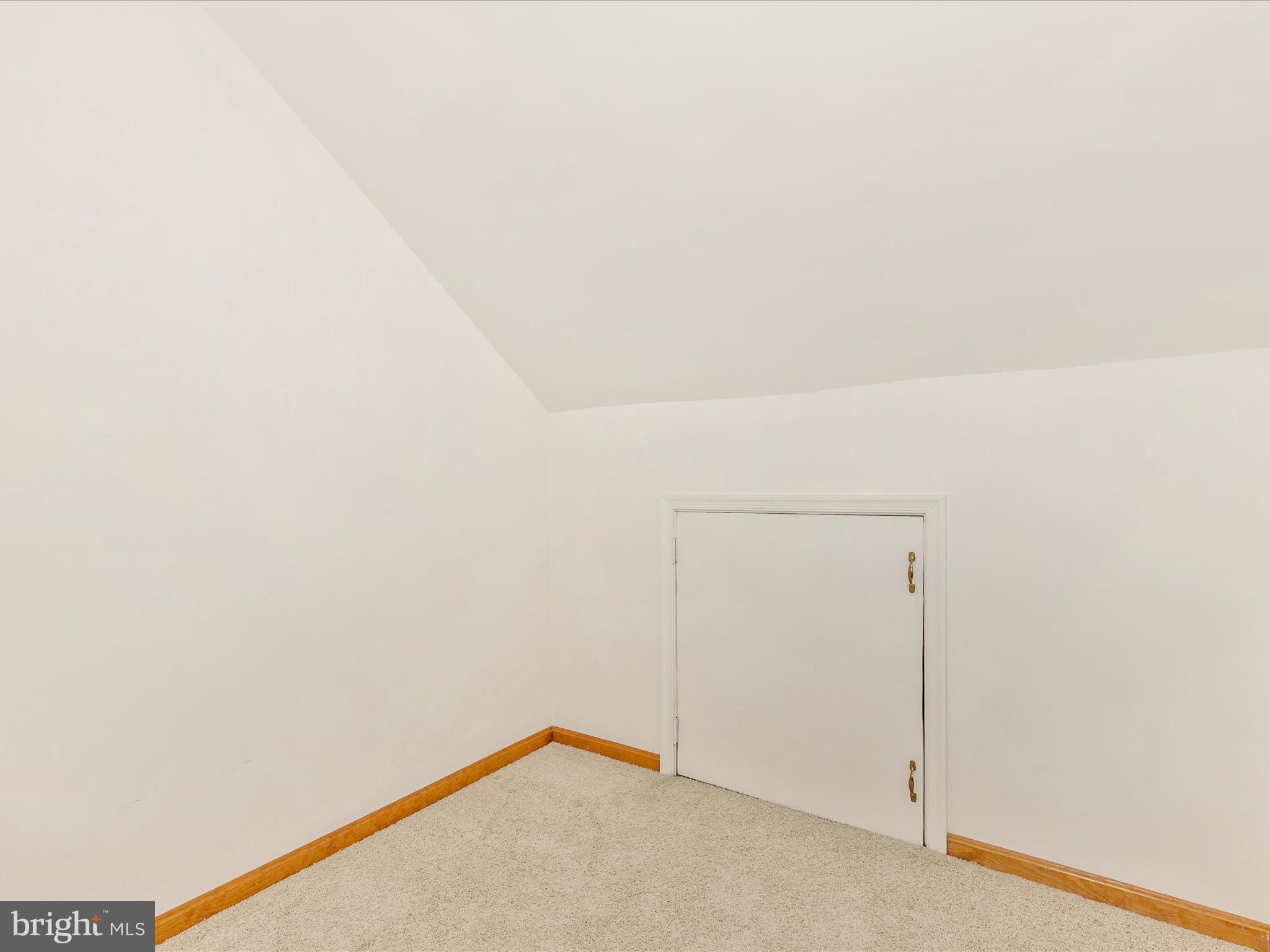 ROCK CREEK ESTATES - Residential